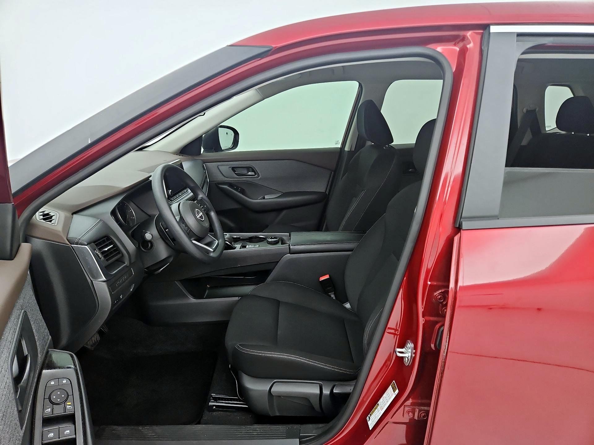 Thumbnail: 2023 Nissan Rogue - 11