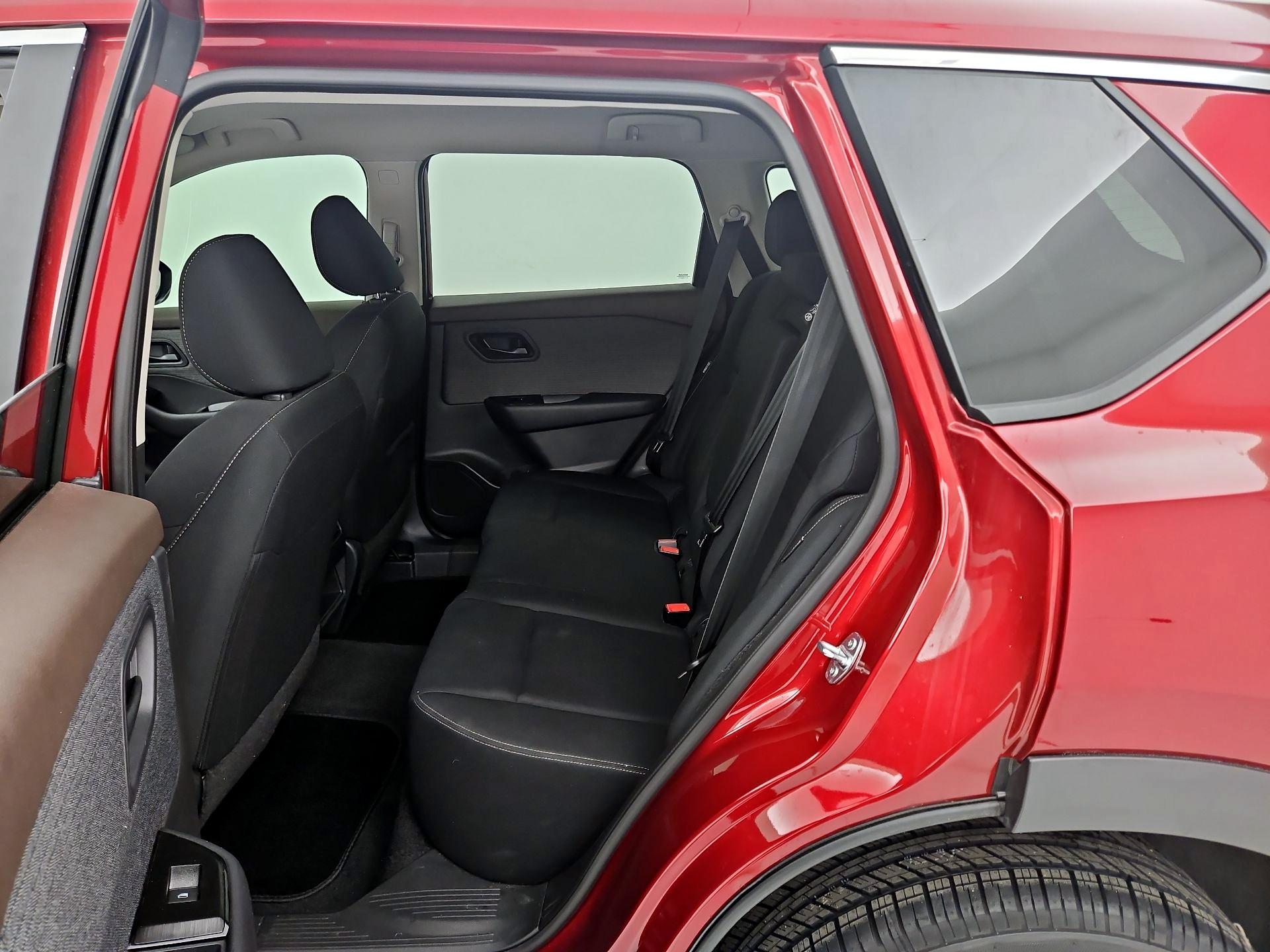 Thumbnail: 2023 Nissan Rogue - 19