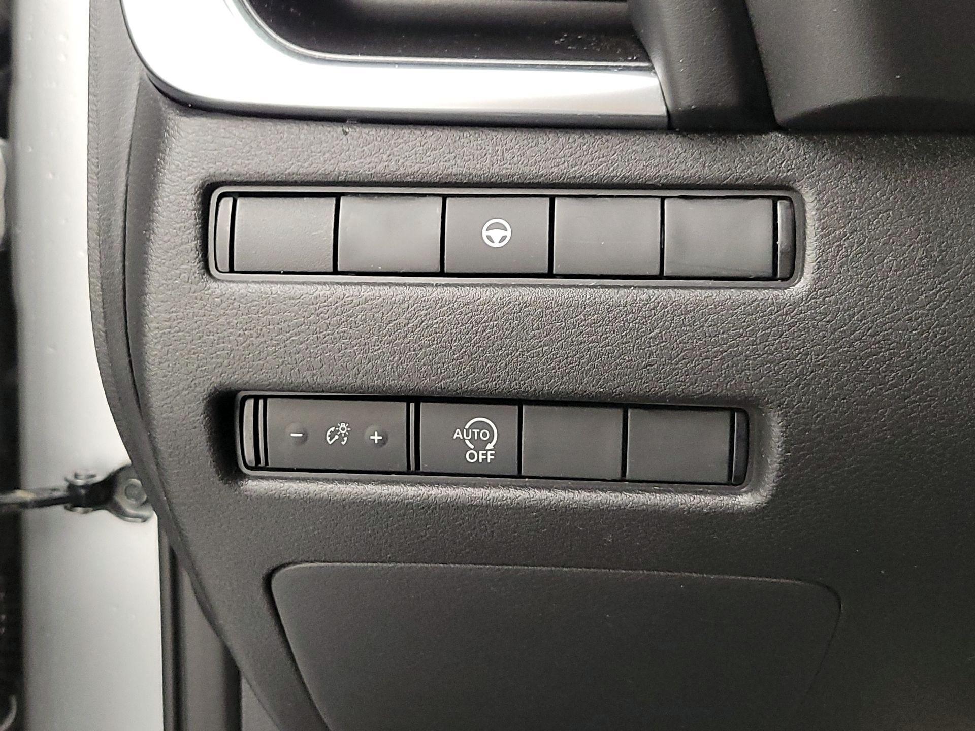 Thumbnail: 2023 Nissan Rogue - 13