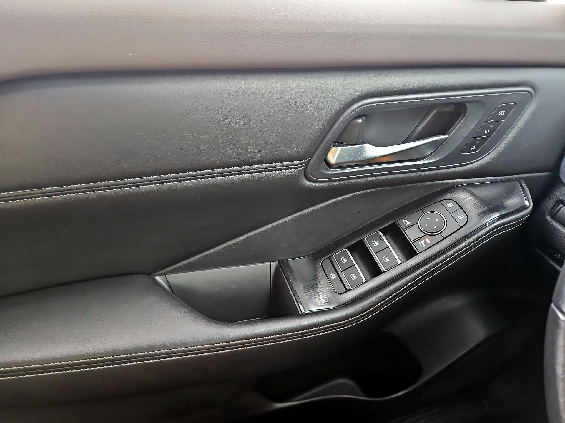 Thumbnail: 2023 Nissan Rogue - 12