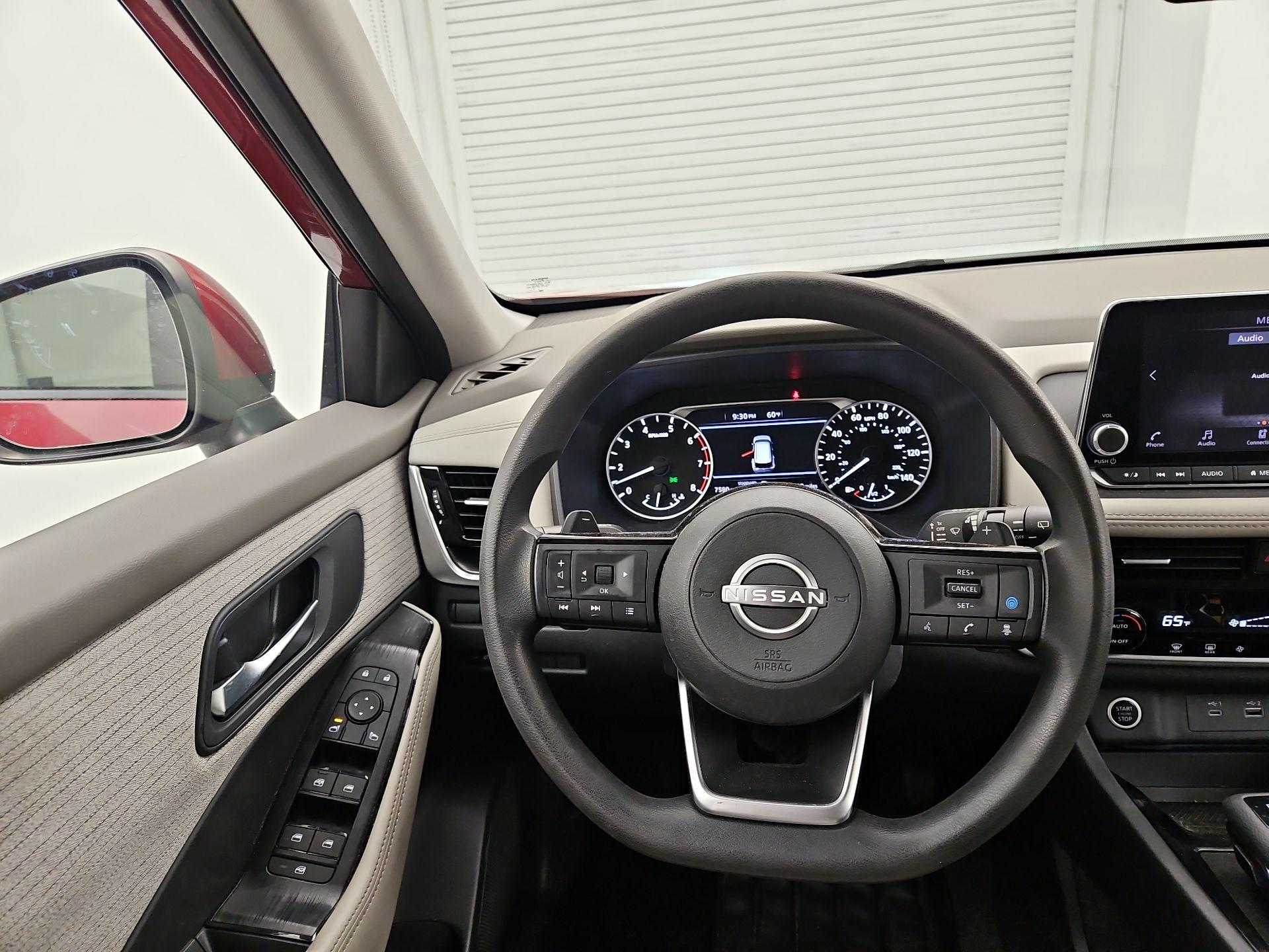 Thumbnail: 2023 Nissan Rogue - 10