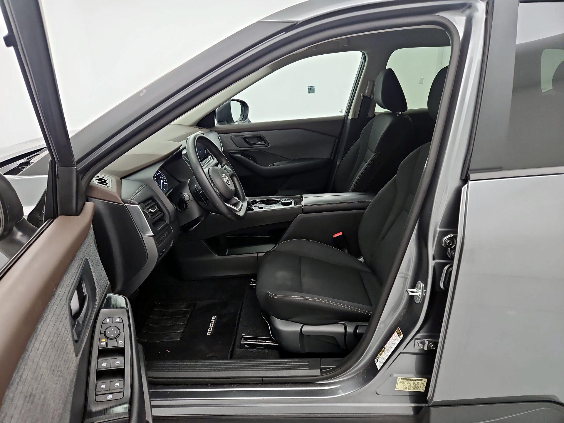 Thumbnail: 2023 Nissan Rogue - 11