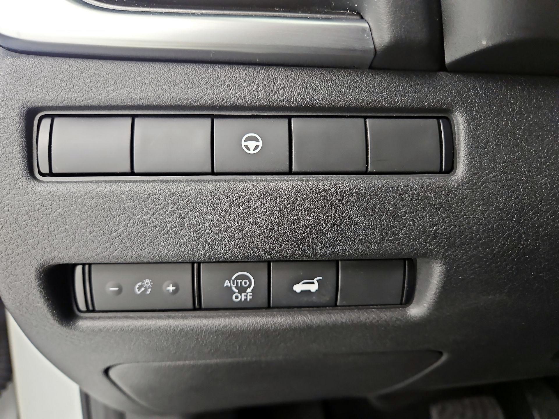 Thumbnail: 2023 Nissan Rogue - 13