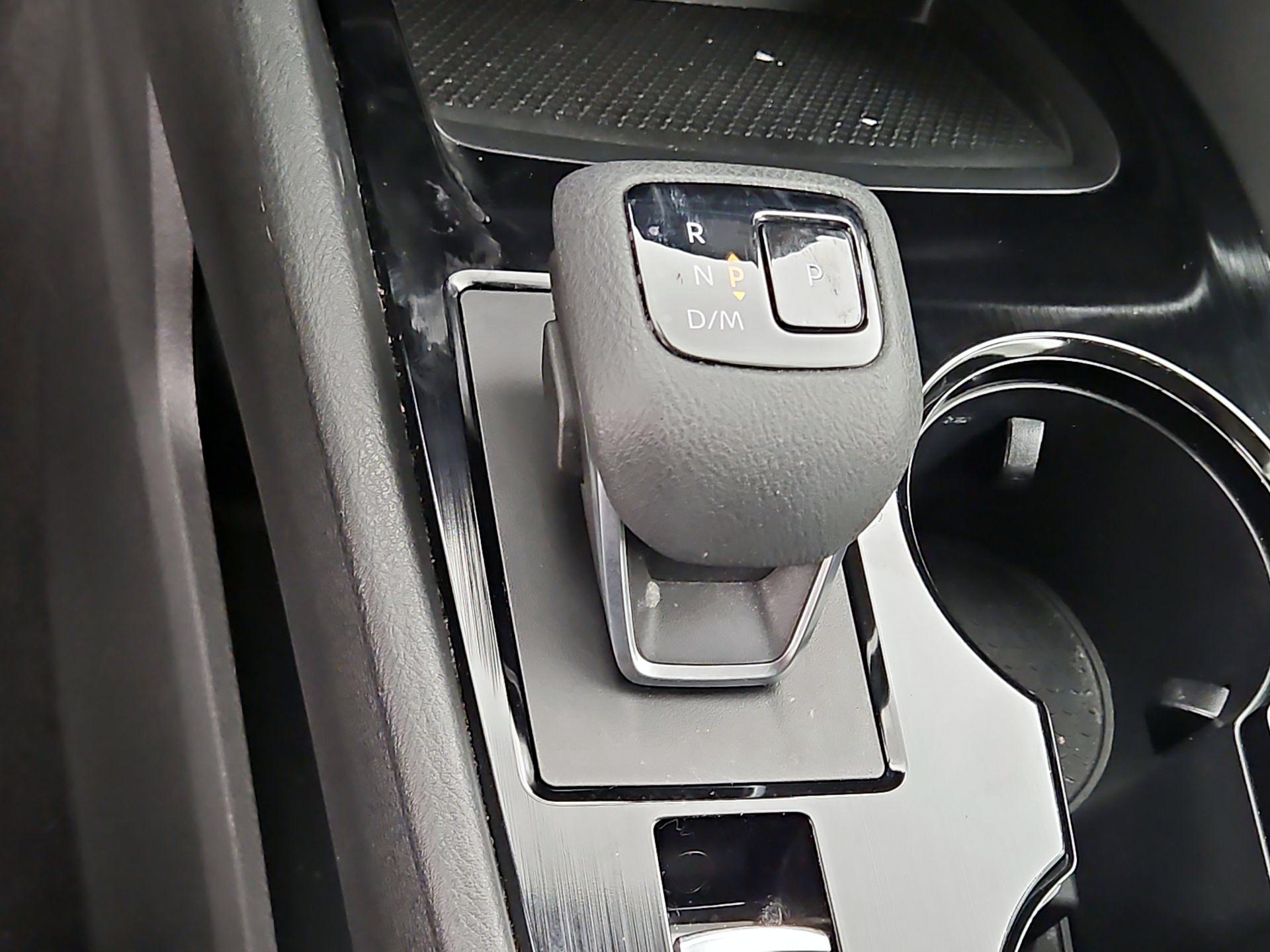 Thumbnail: 2023 Nissan Rogue - 17