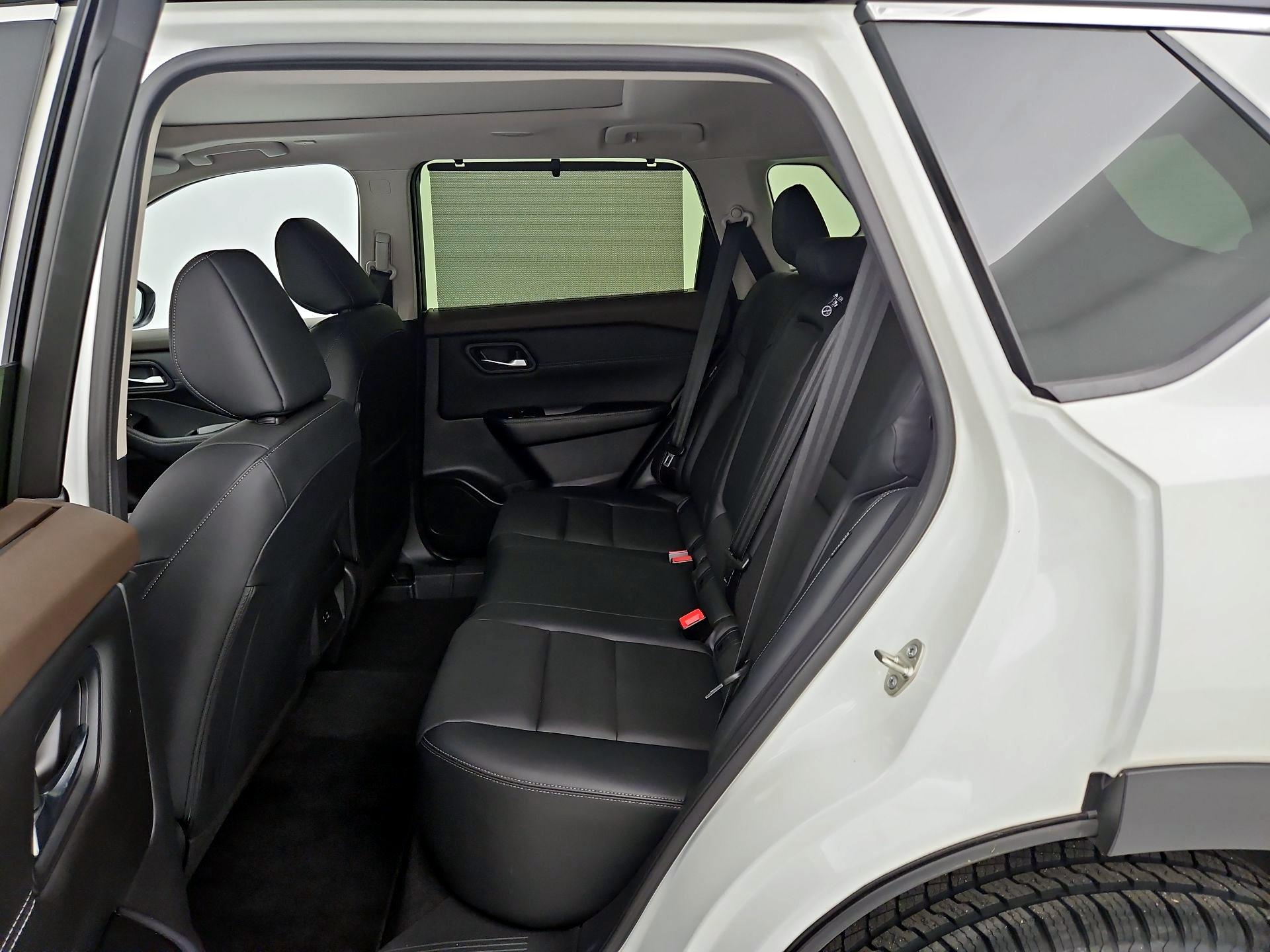 Thumbnail: 2023 Nissan Rogue - 20