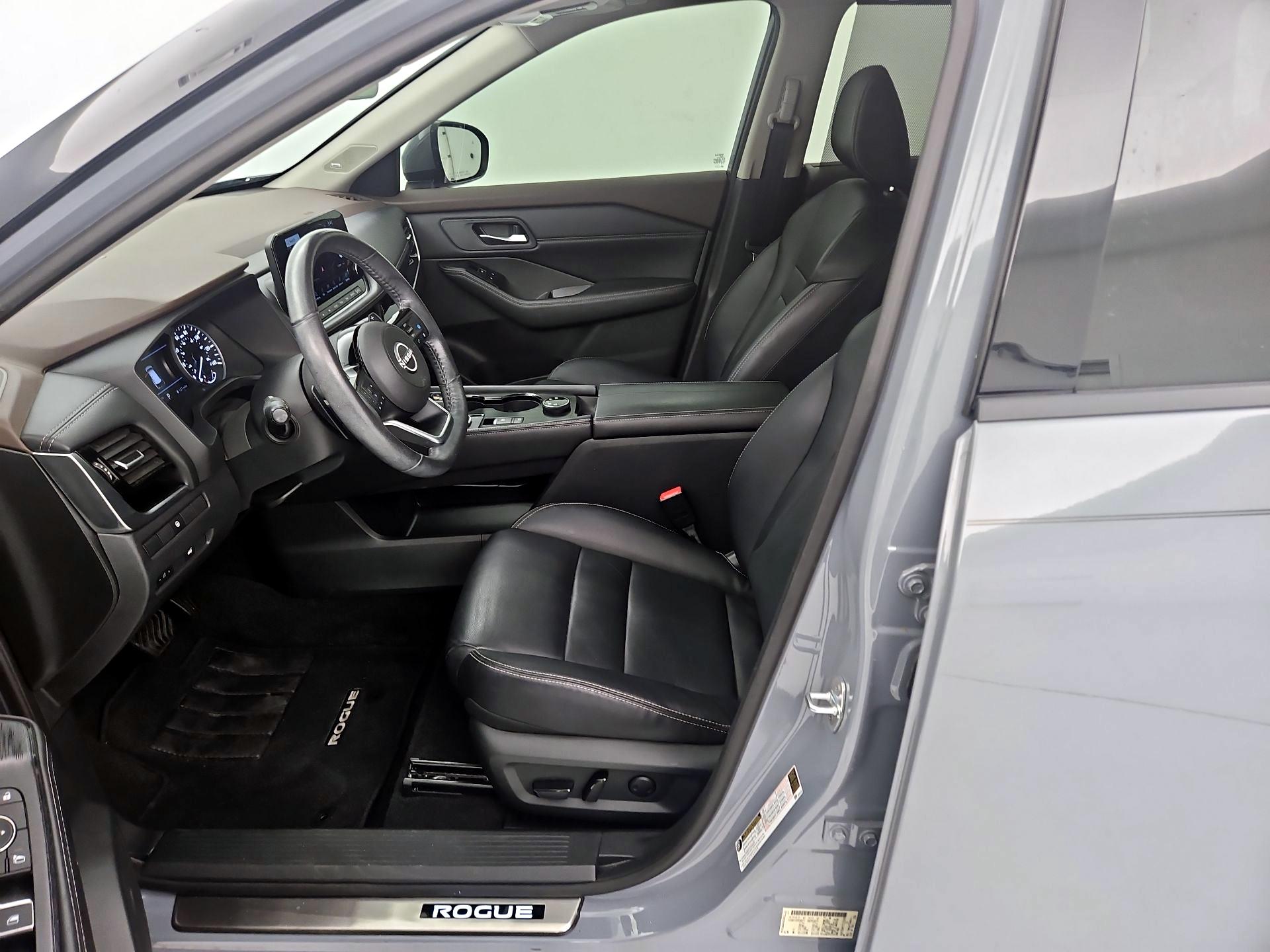 Thumbnail: 2023 Nissan Rogue - 11