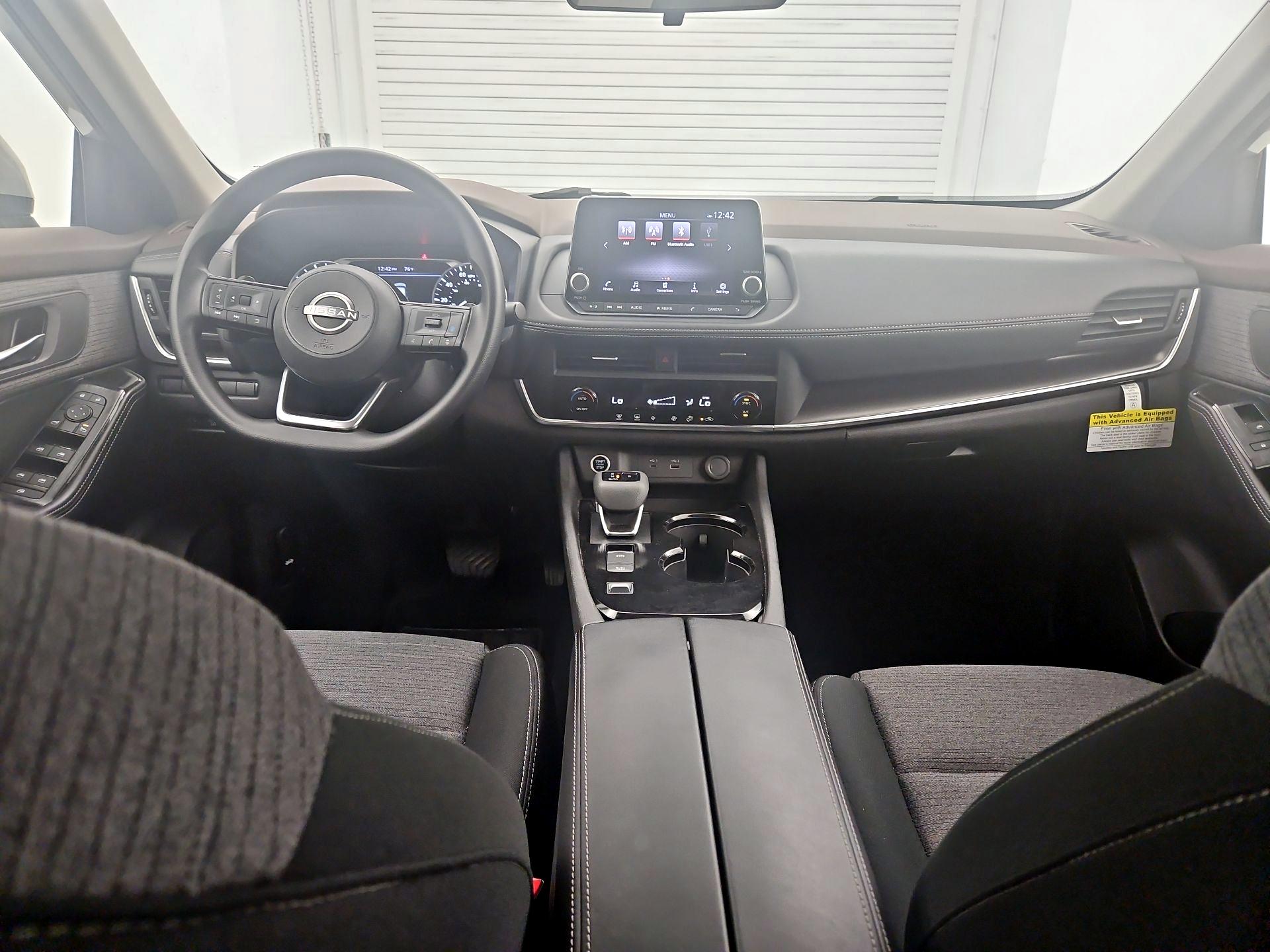 Thumbnail: 2023 Nissan Rogue - 9