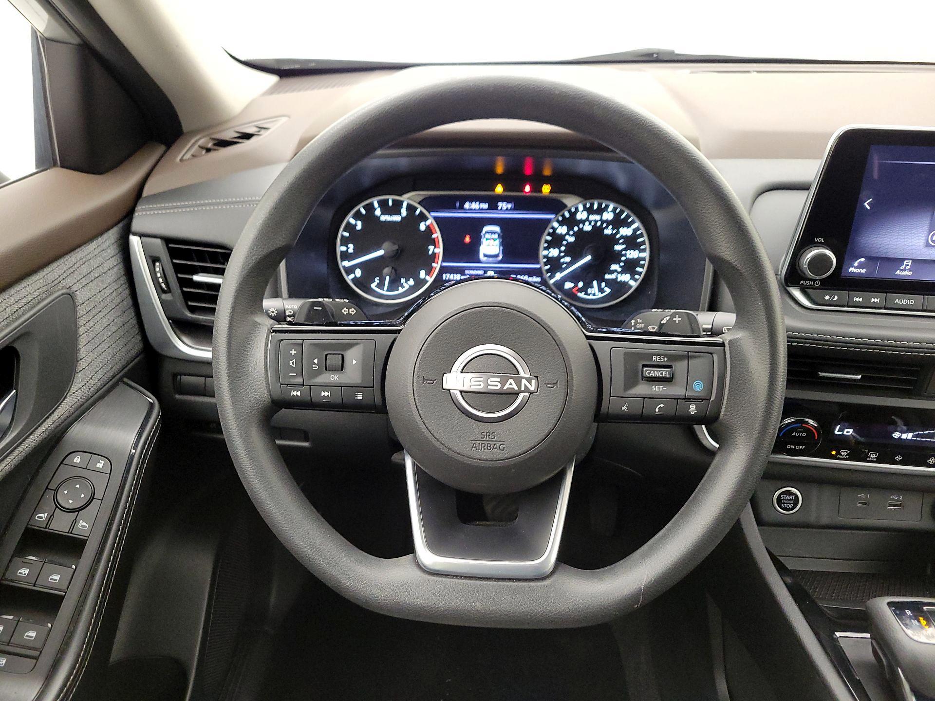 Thumbnail: 2023 Nissan Rogue - 10