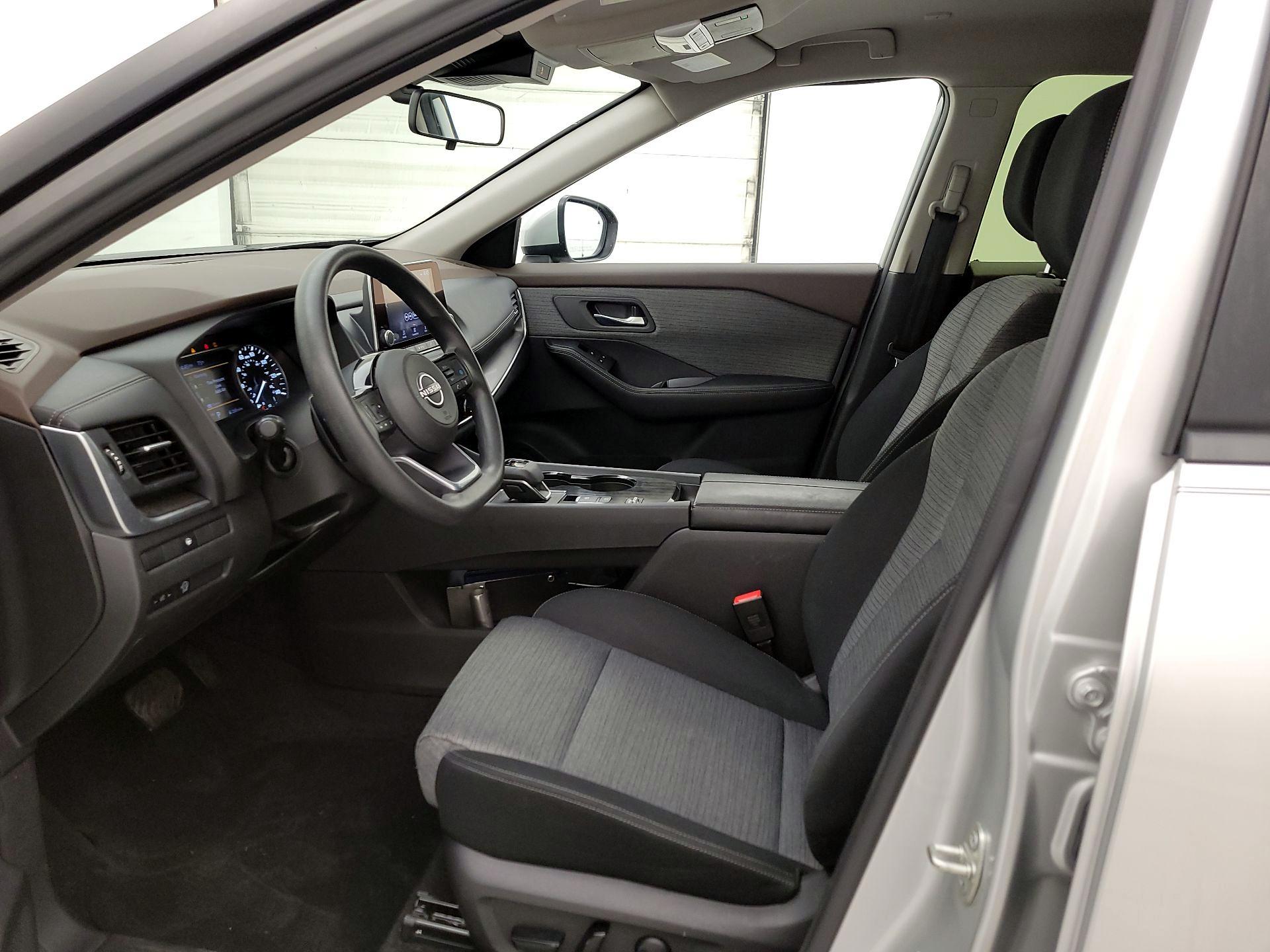 Thumbnail: 2023 Nissan Rogue - 11