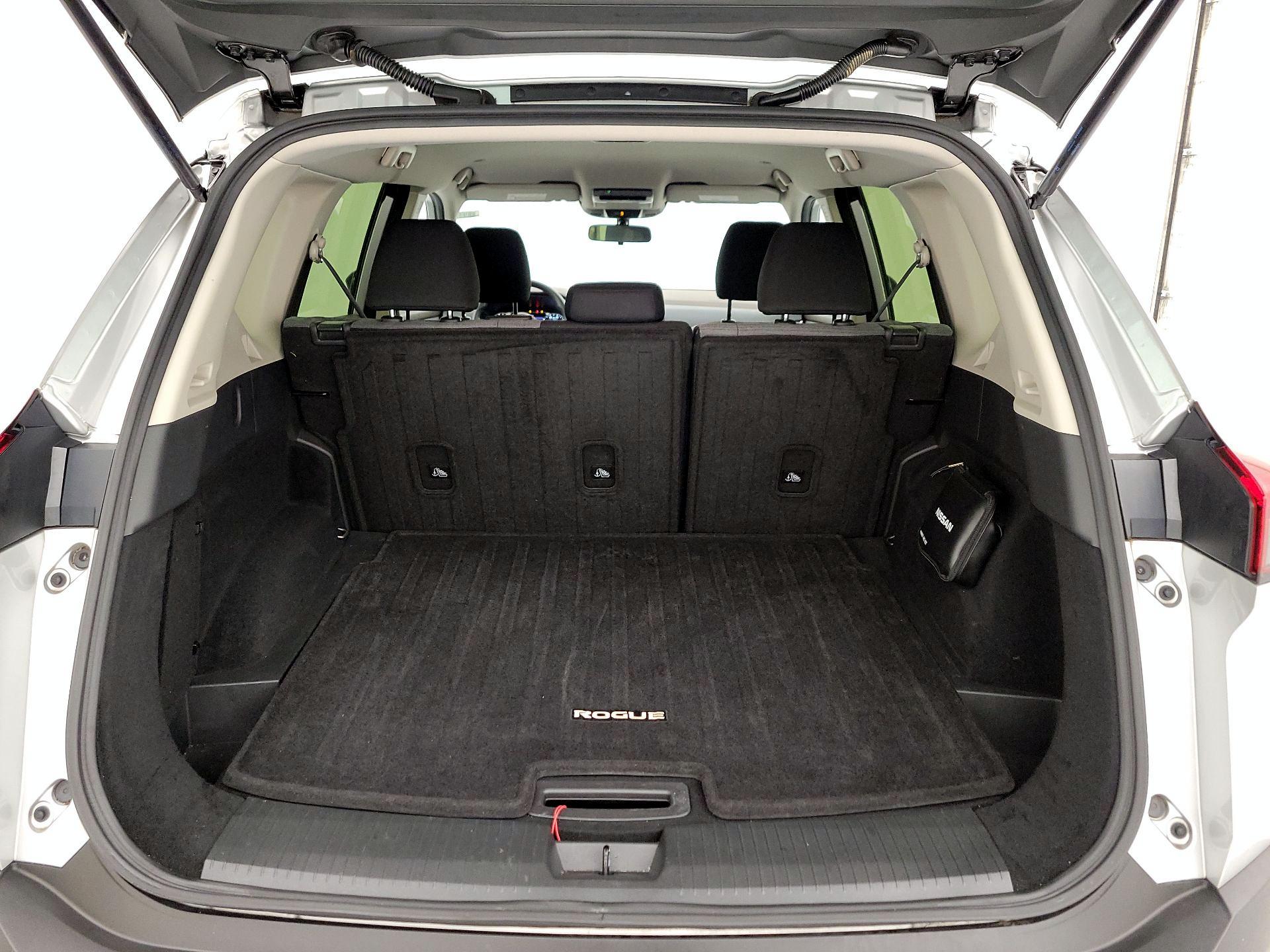 Thumbnail: 2023 Nissan Rogue - 20