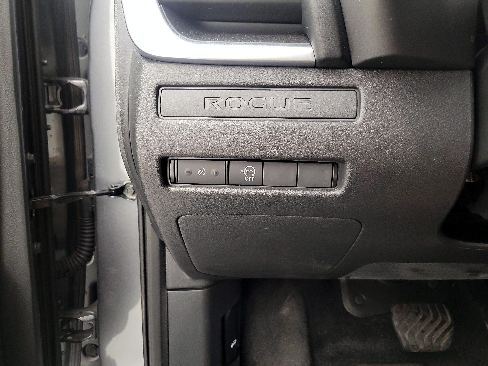 Thumbnail: 2023 Nissan Rogue - 13