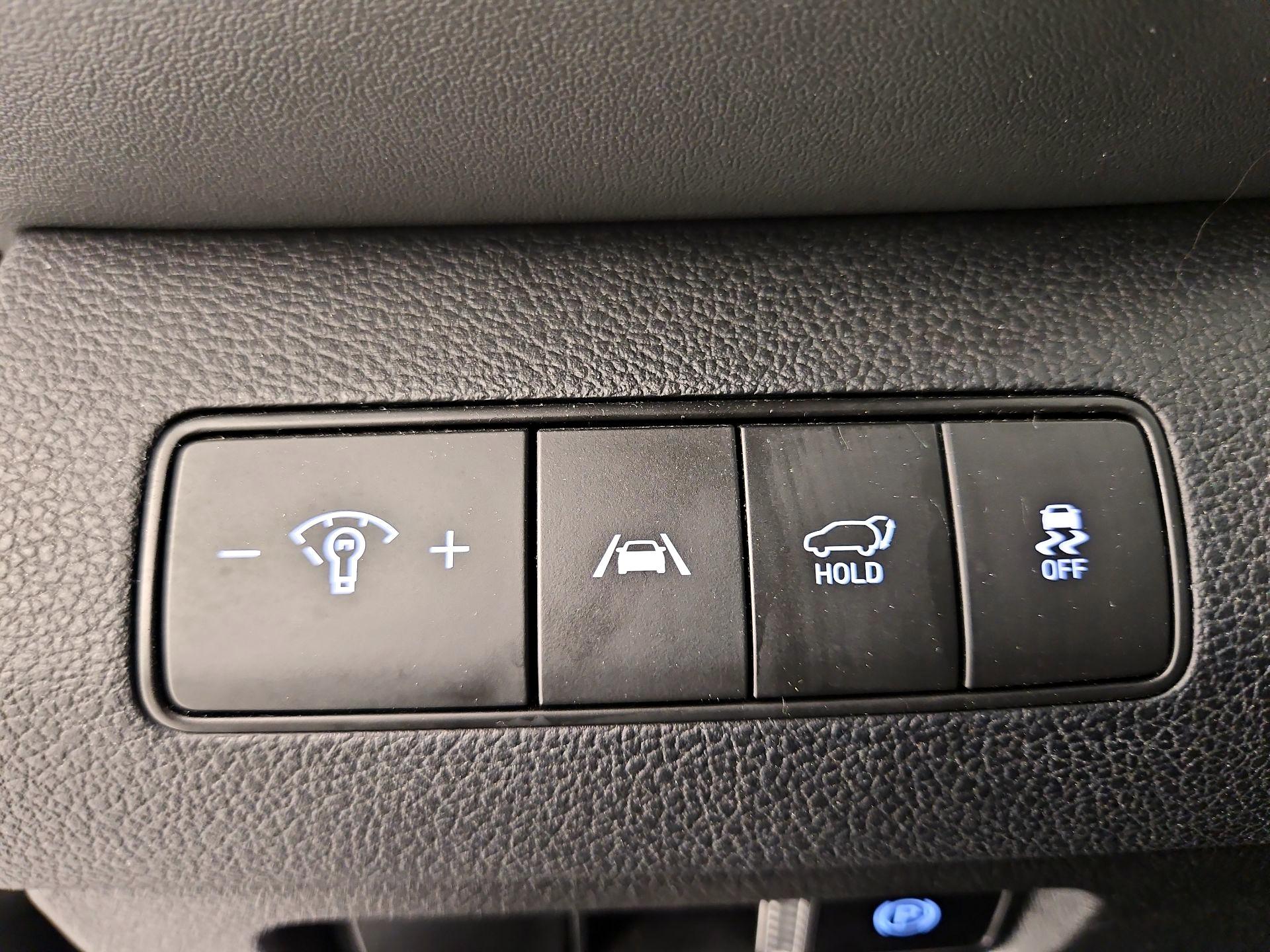 Thumbnail: 2023 Hyundai Santa Fe - 13