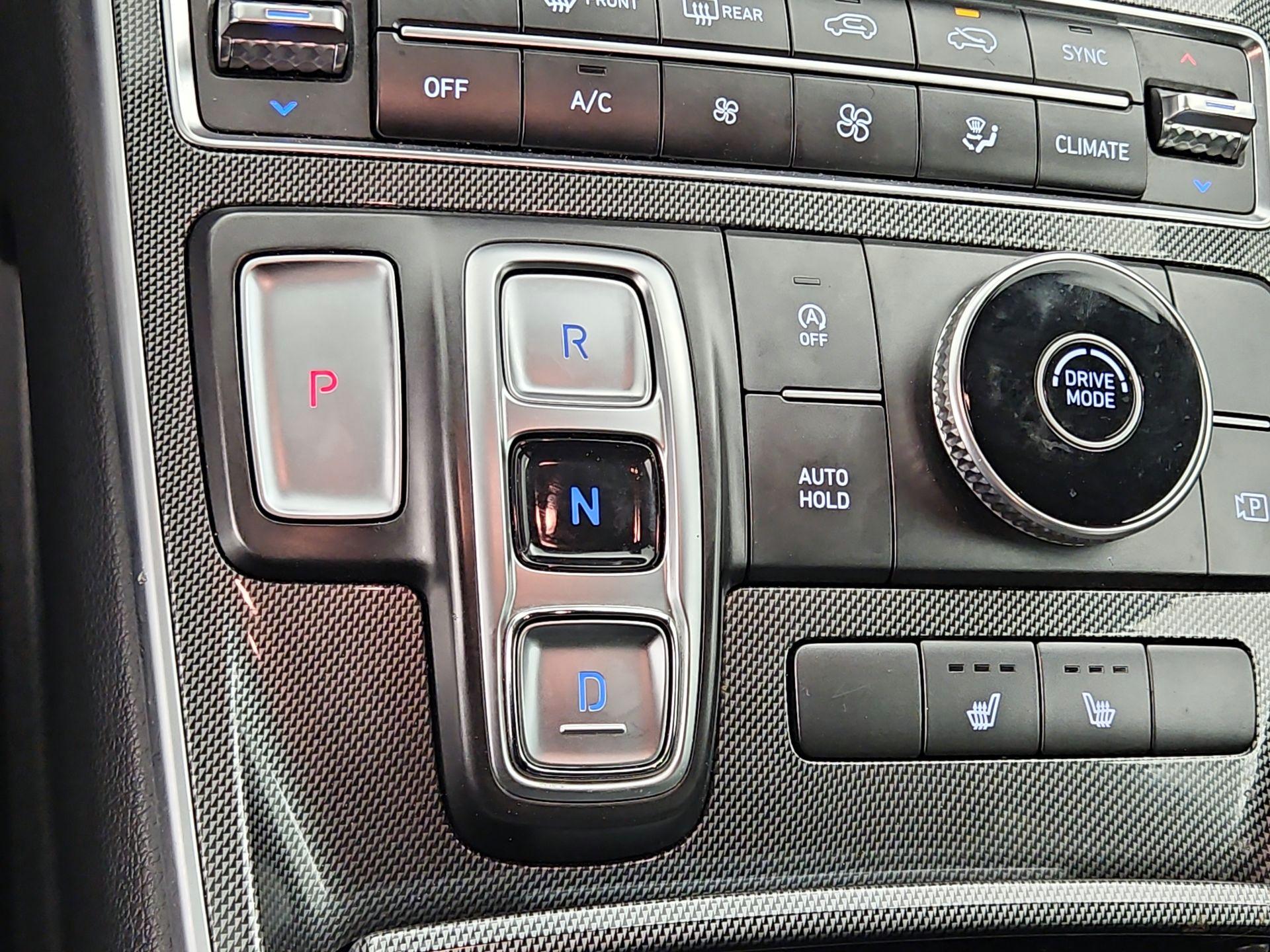 Thumbnail: 2023 Hyundai Santa Fe - 17