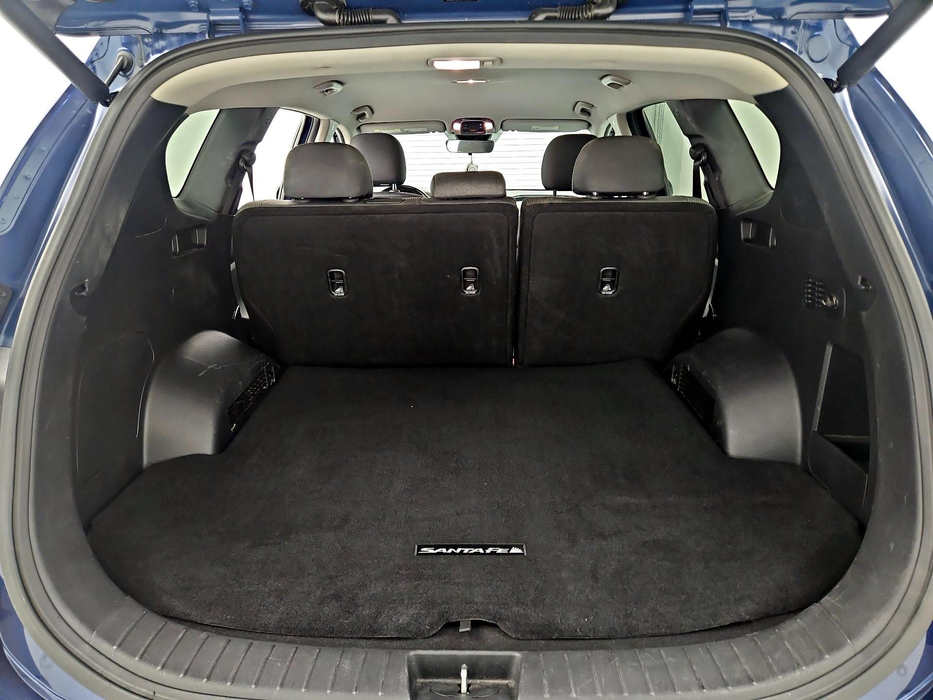 Thumbnail: 2023 Hyundai Santa Fe - 20