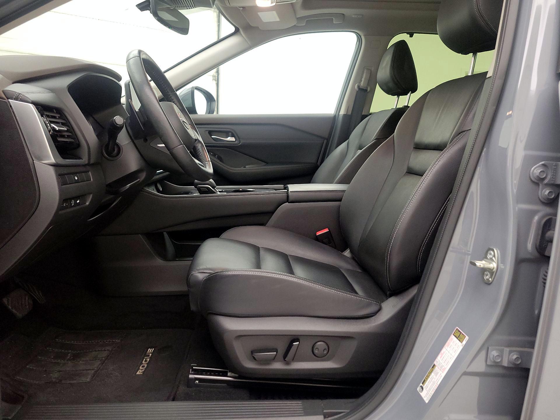 Thumbnail: 2023 Nissan Rogue - 11