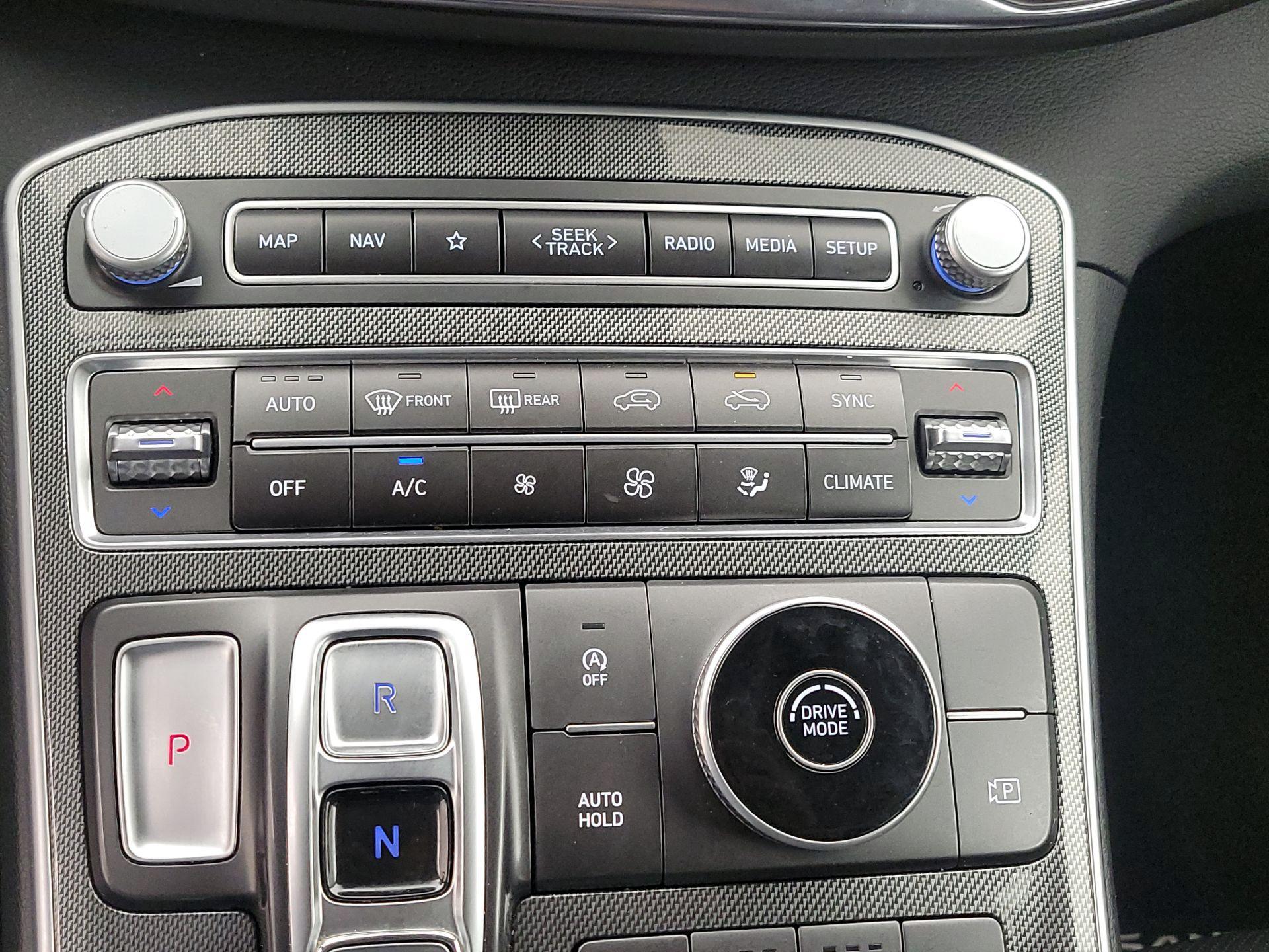 Thumbnail: 2023 Hyundai Santa Fe - 16