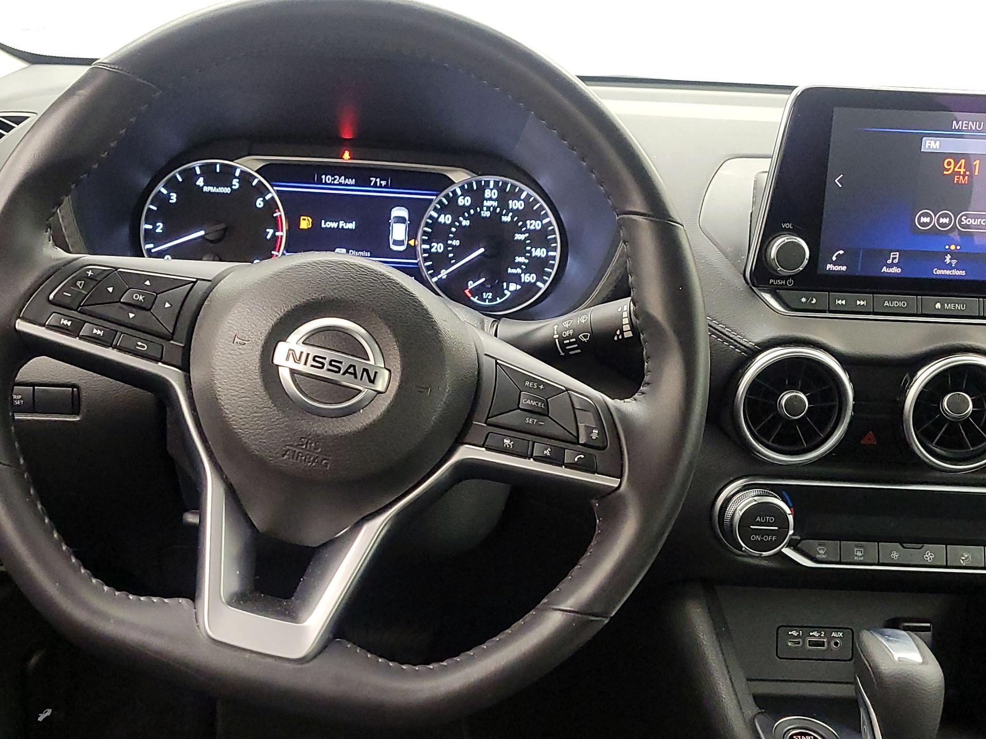 Thumbnail: 2021 Nissan Sentra - 10