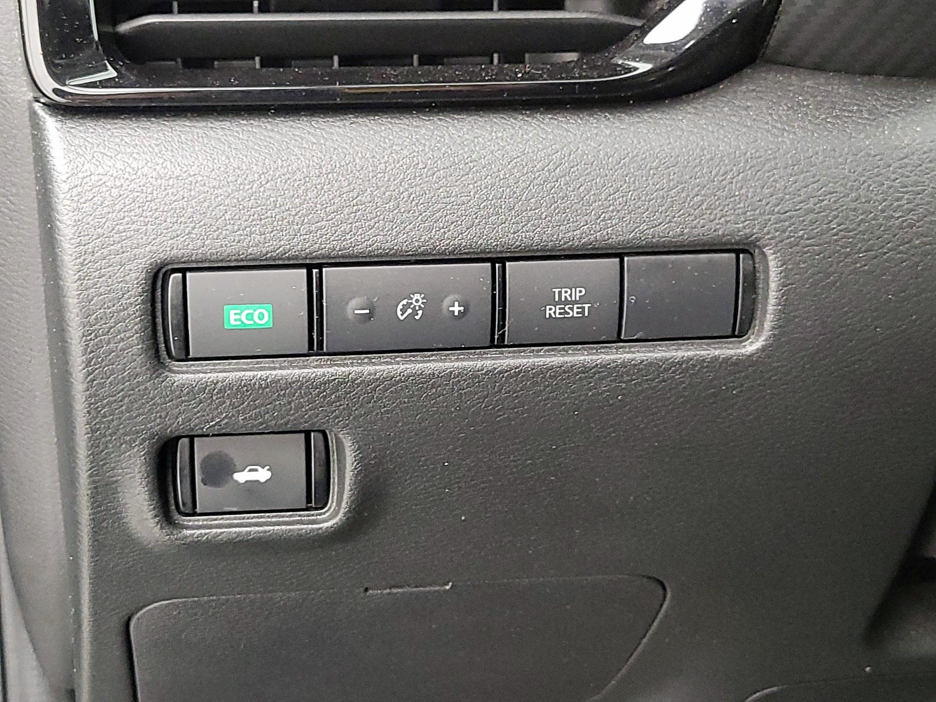 Thumbnail: 2021 Nissan Sentra - 13