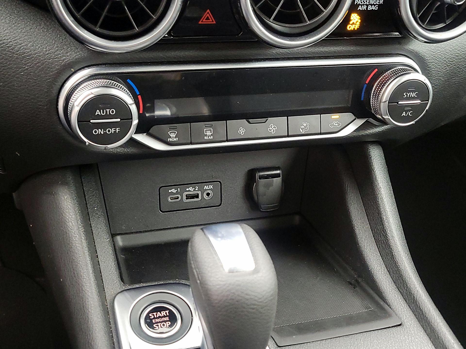 Thumbnail: 2021 Nissan Sentra - 18