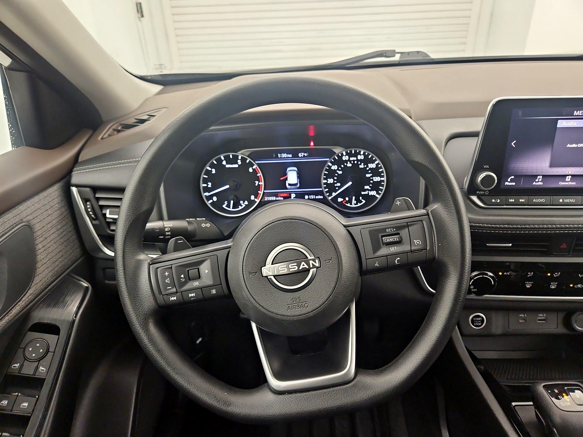 Thumbnail: 2023 Nissan Rogue - 10