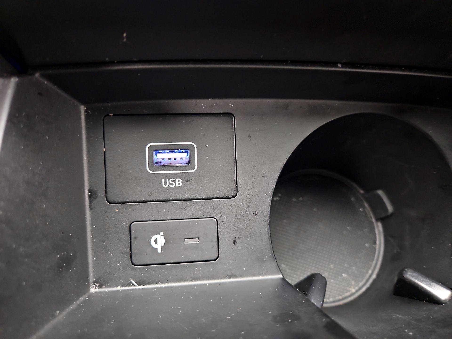 Thumbnail: 2022 Hyundai Santa Fe - 19