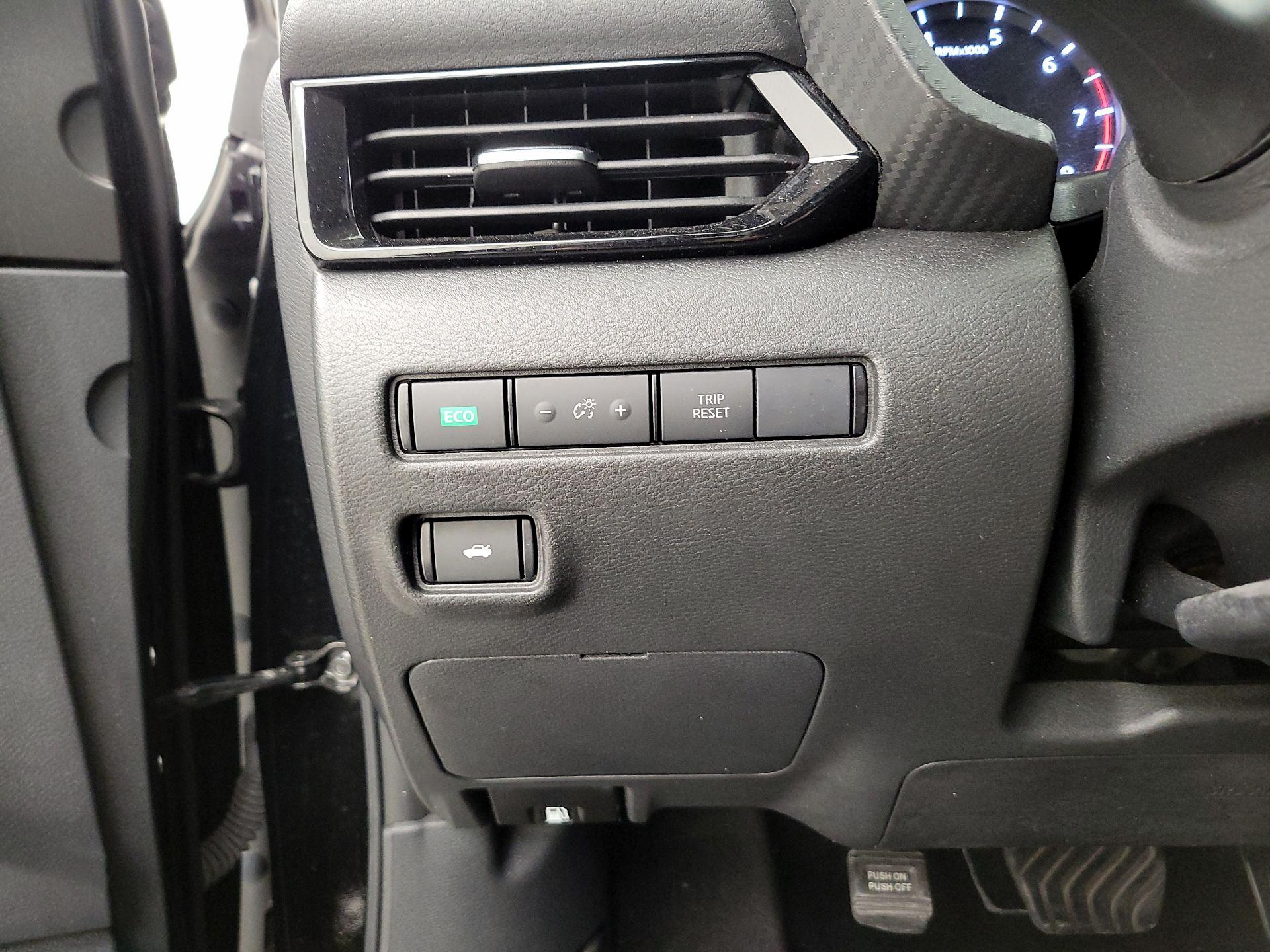 Thumbnail: 2022 Nissan Sentra - 11