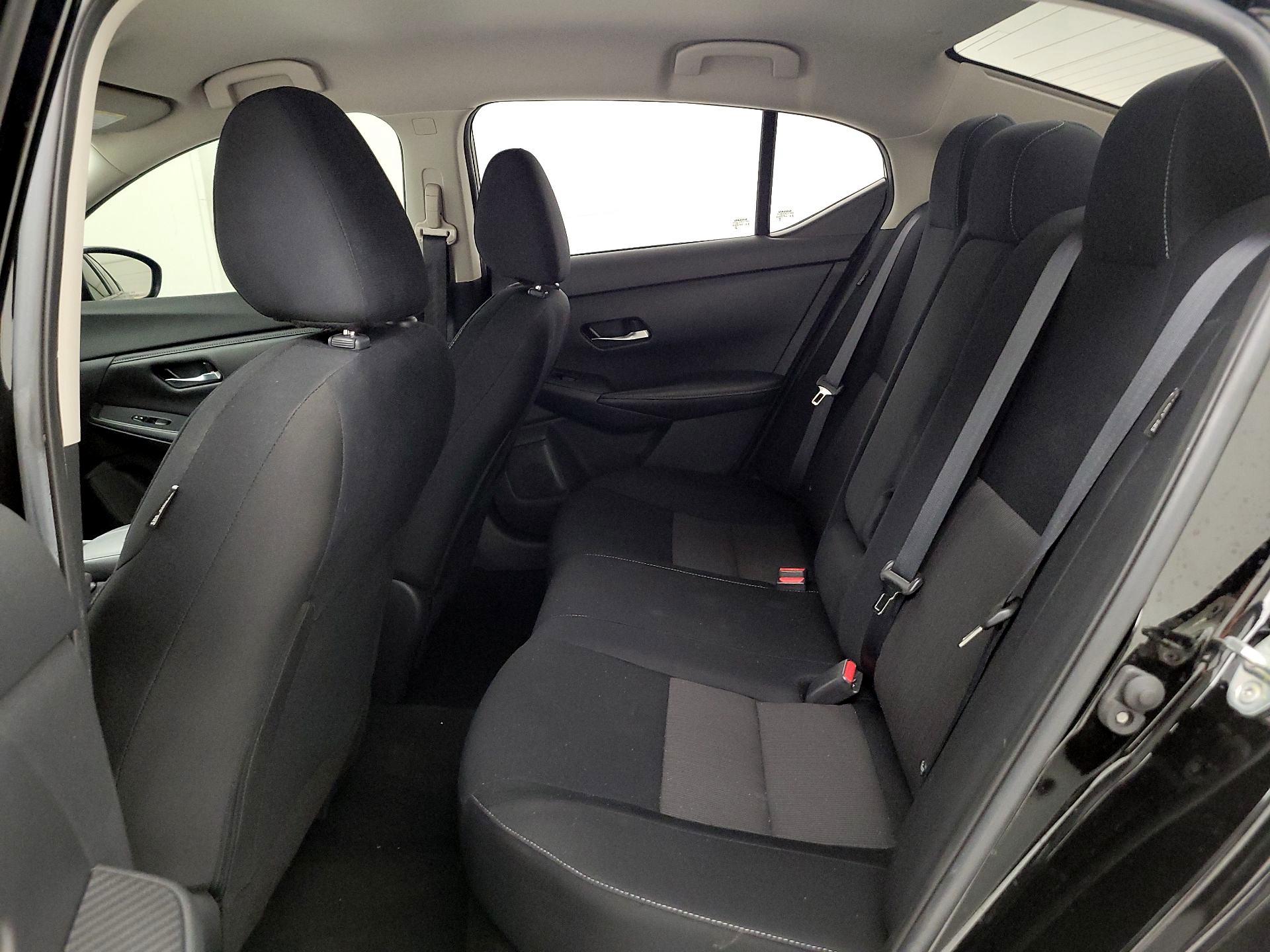 Thumbnail: 2022 Nissan Sentra - 17