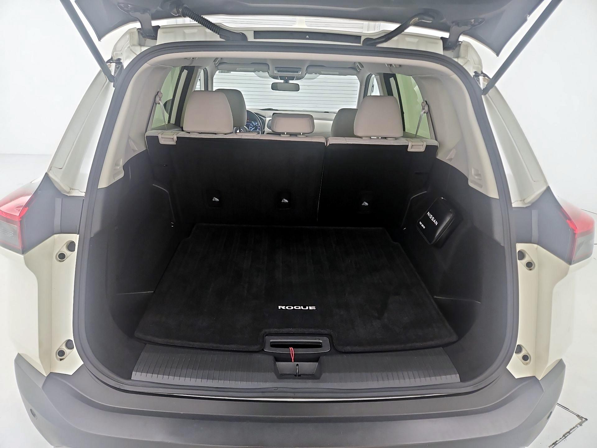 Thumbnail: 2023 Nissan Rogue - 20
