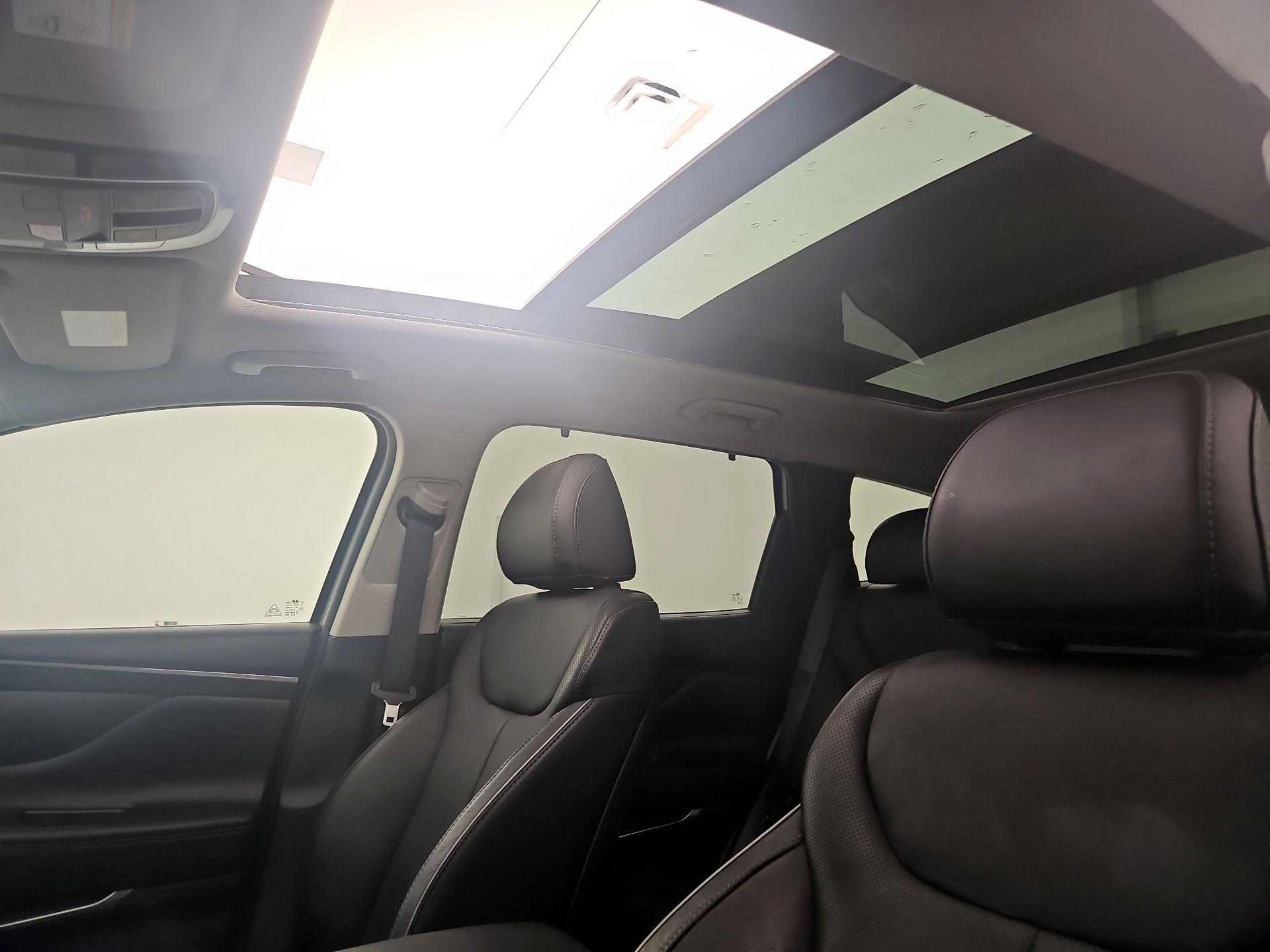 Thumbnail: 2023 Hyundai Santa Fe - 20