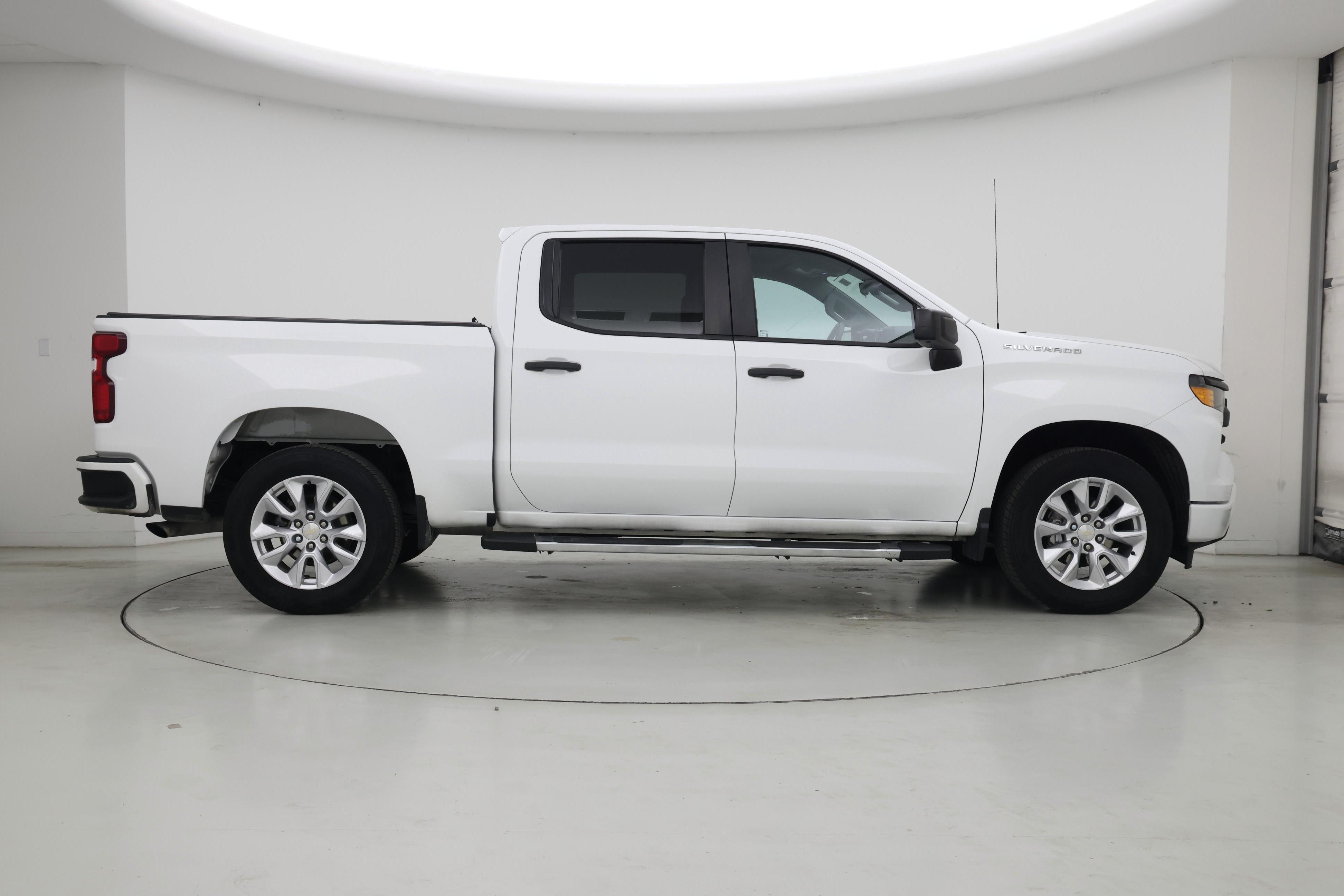 Thumbnail: 2023 Chevrolet Silverado 1500 - 7