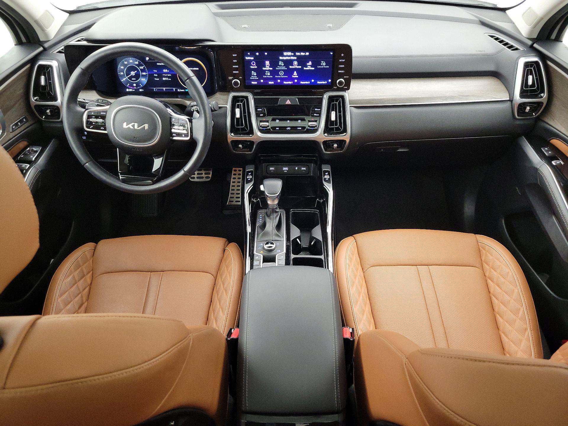 Thumbnail: 2023 Kia Sorento - 9