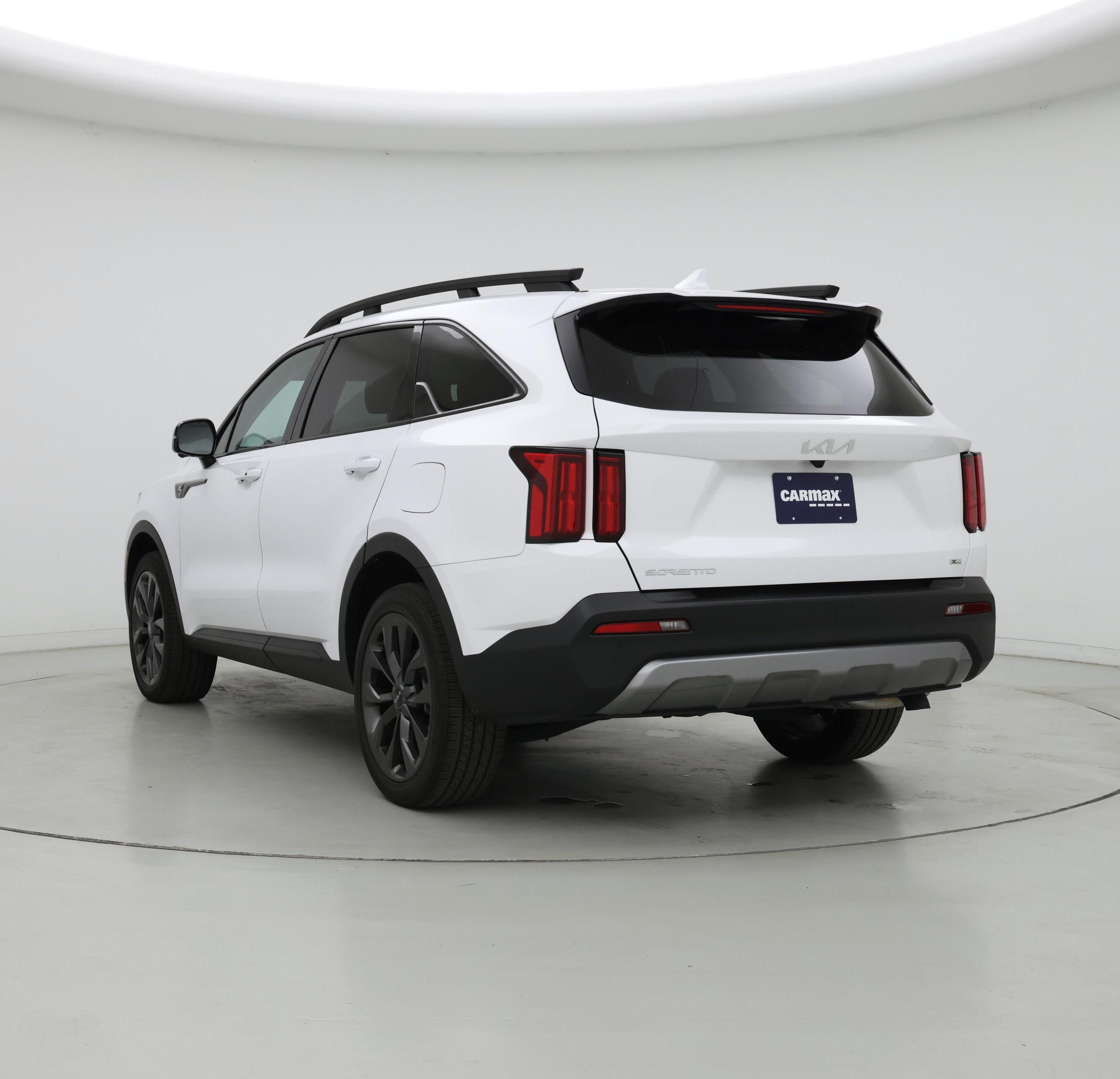 Thumbnail: 2023 Kia Sorento - 2