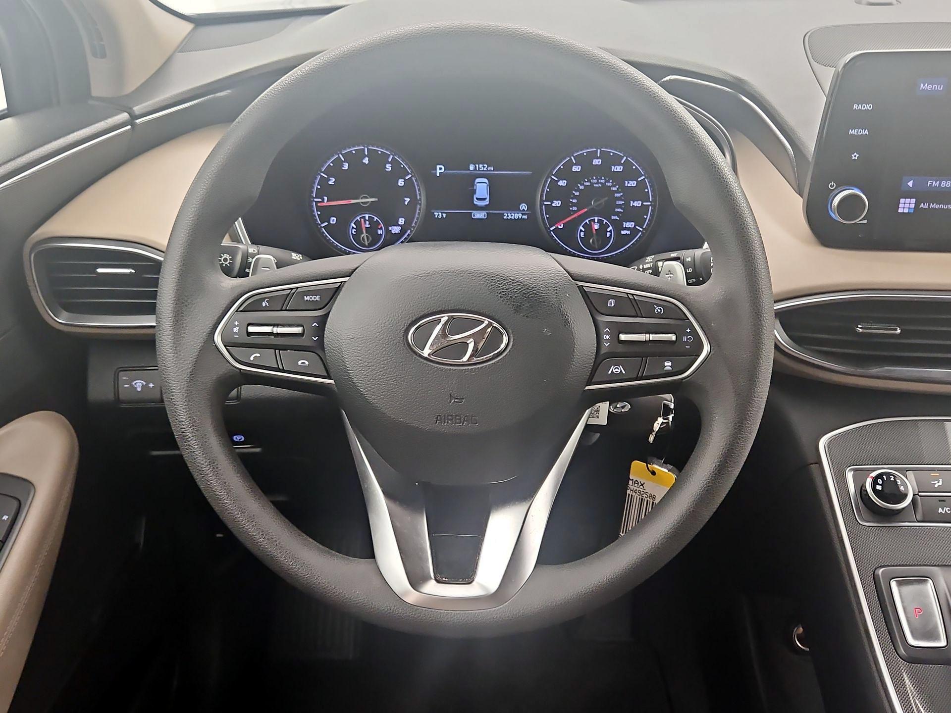 Thumbnail: 2023 Hyundai Santa Fe - 10