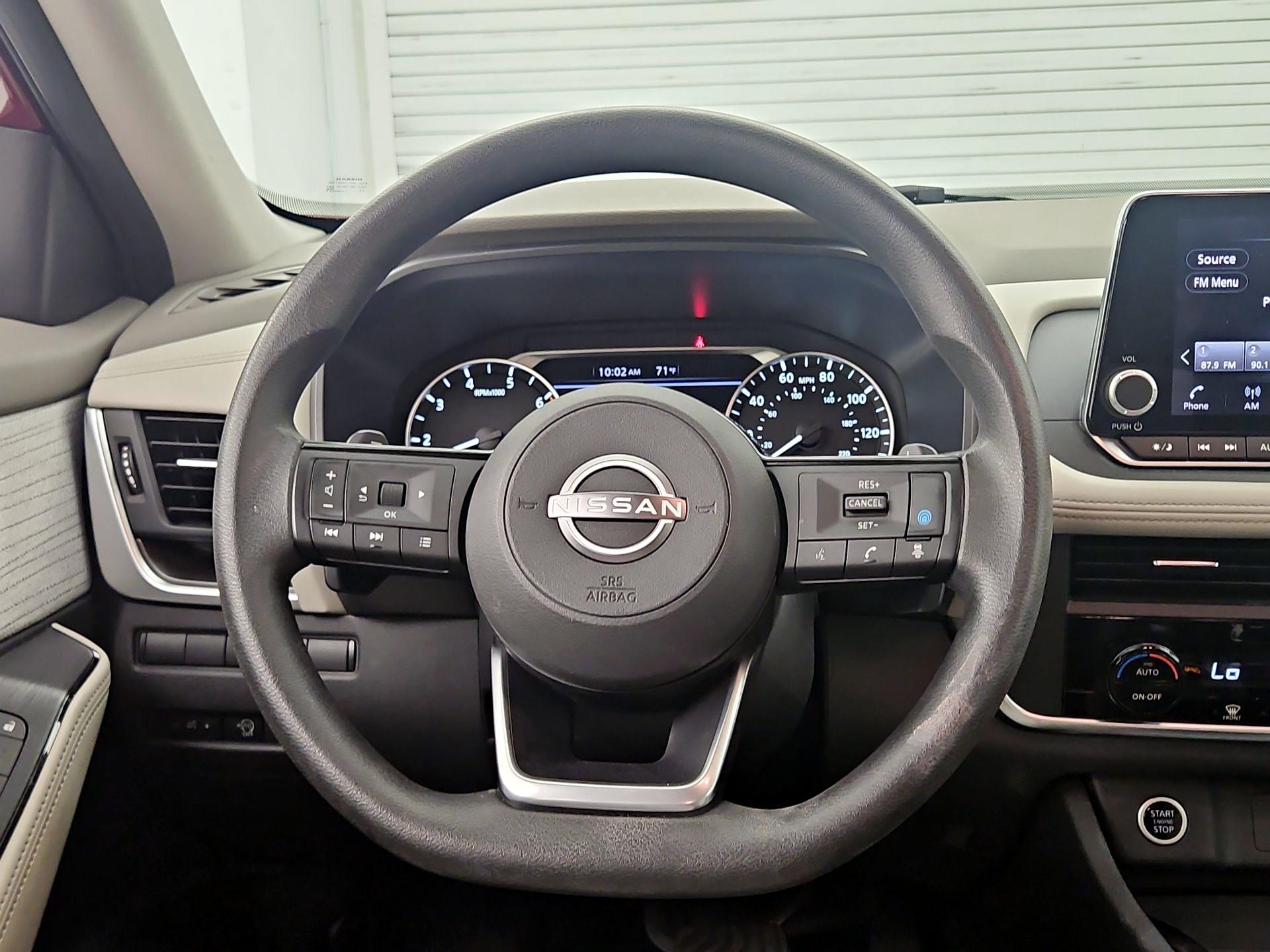 Thumbnail: 2023 Nissan Rogue - 10