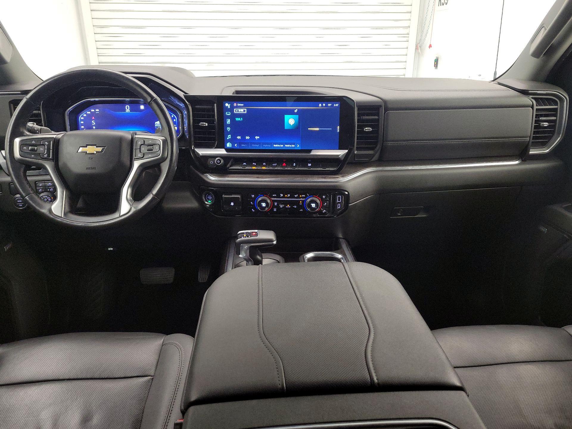 Thumbnail: 2023 Chevrolet Silverado 1500 - 9