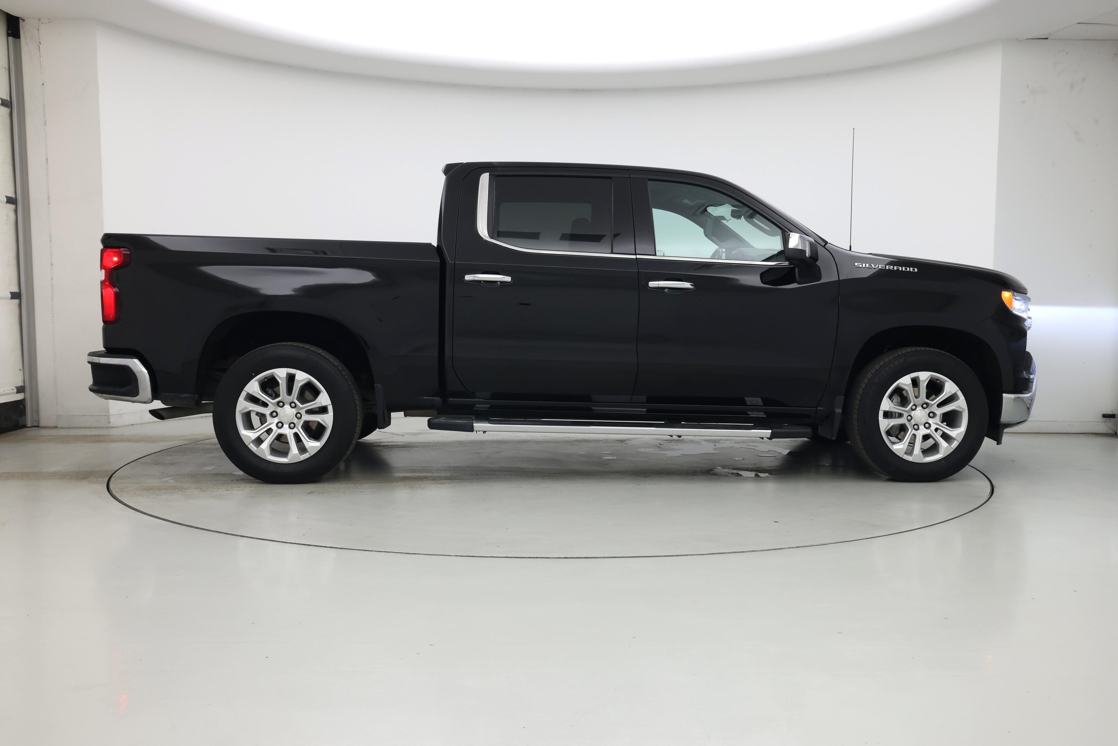 Thumbnail: 2023 Chevrolet Silverado 1500 - 7