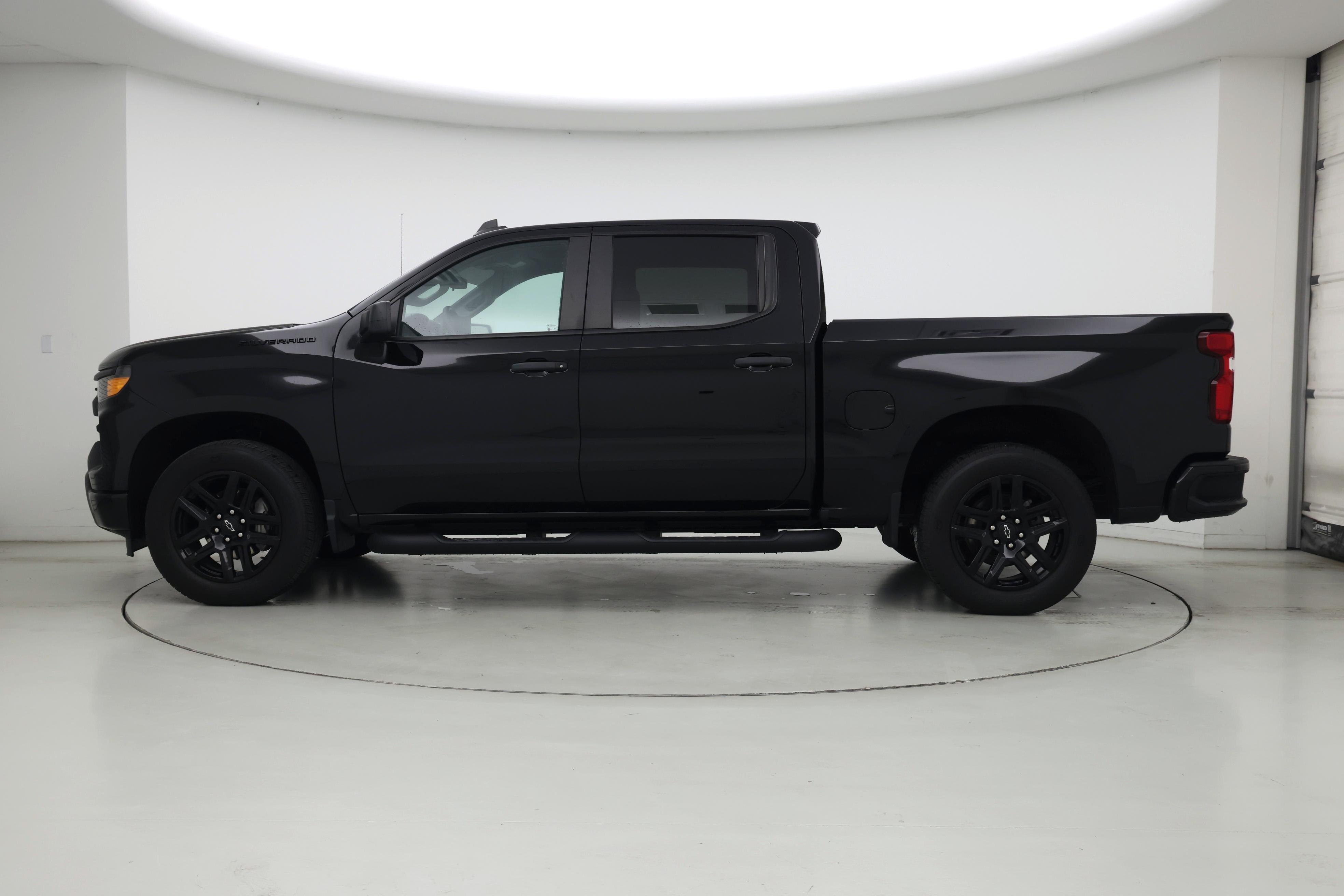 Thumbnail: 2023 Chevrolet Silverado 1500 - 3