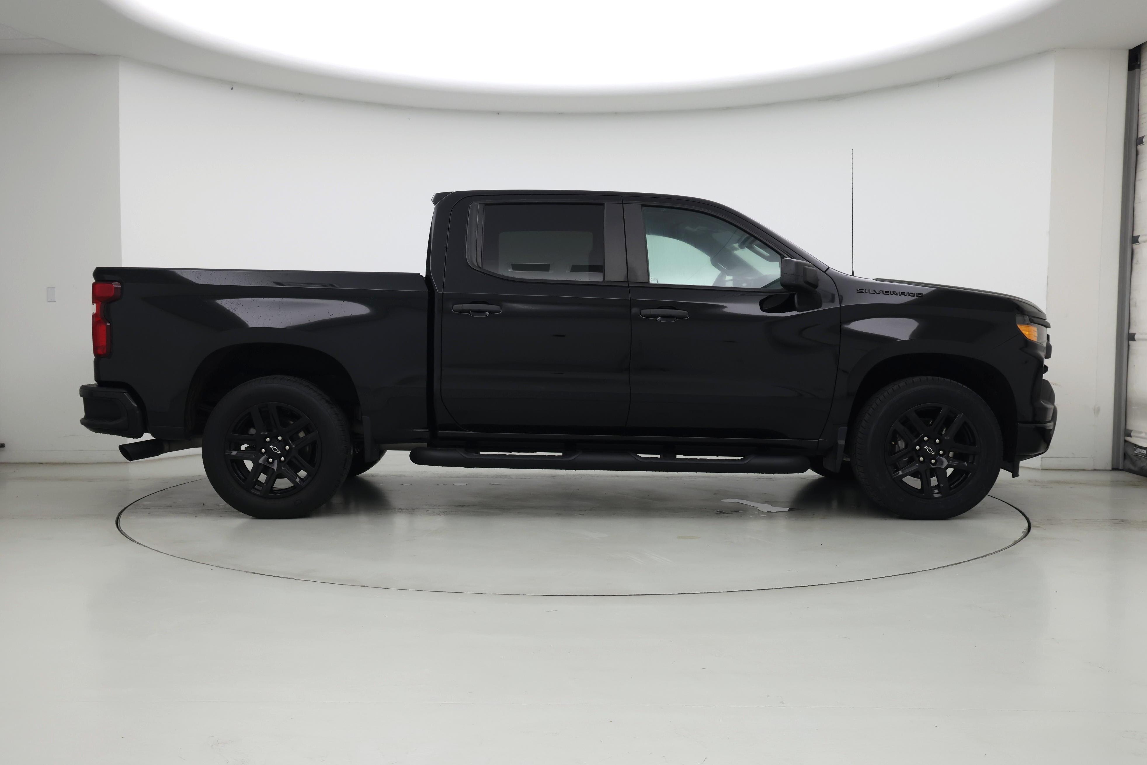 Thumbnail: 2023 Chevrolet Silverado 1500 - 7