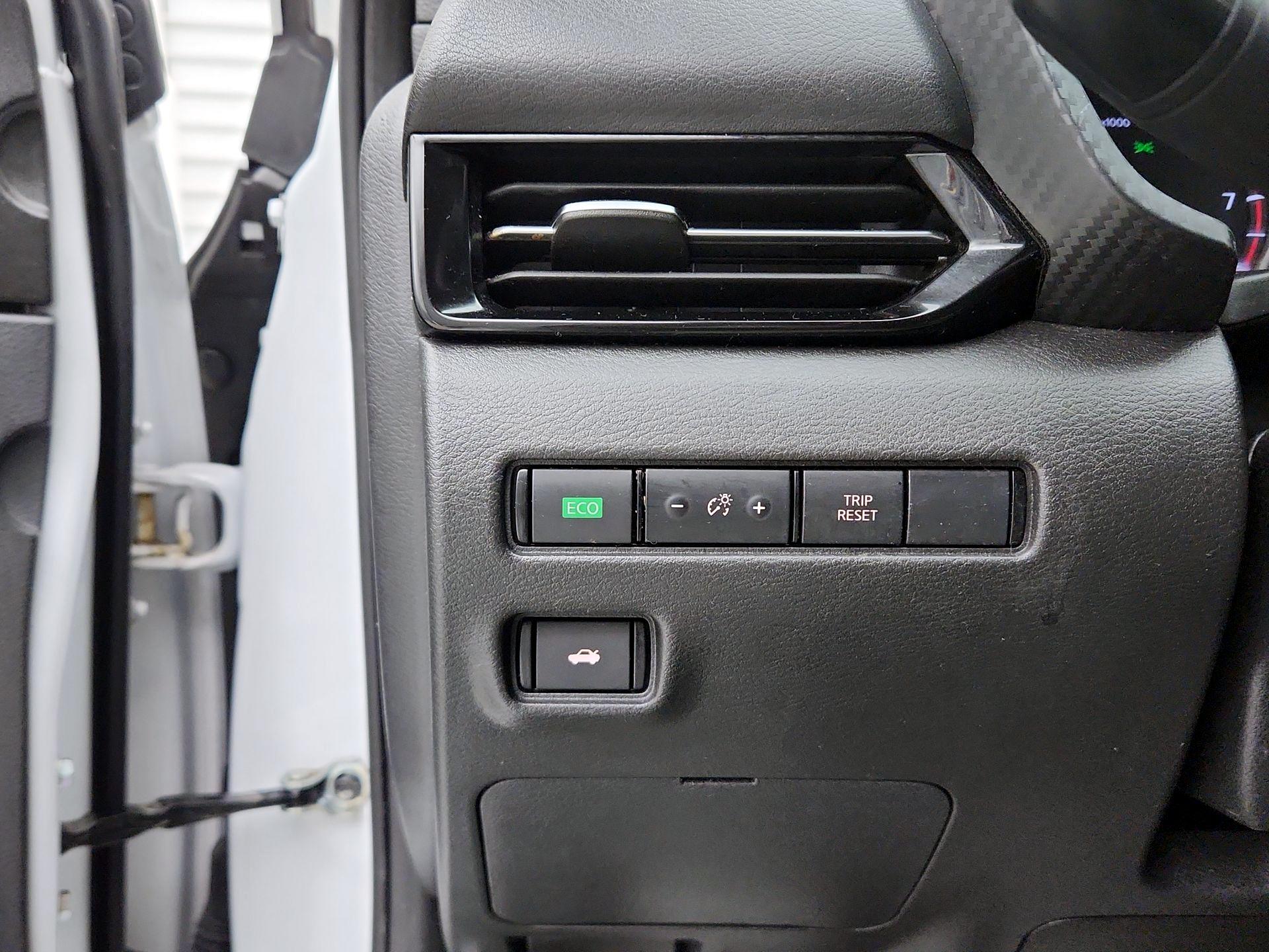 Thumbnail: 2024 Nissan Sentra - 13