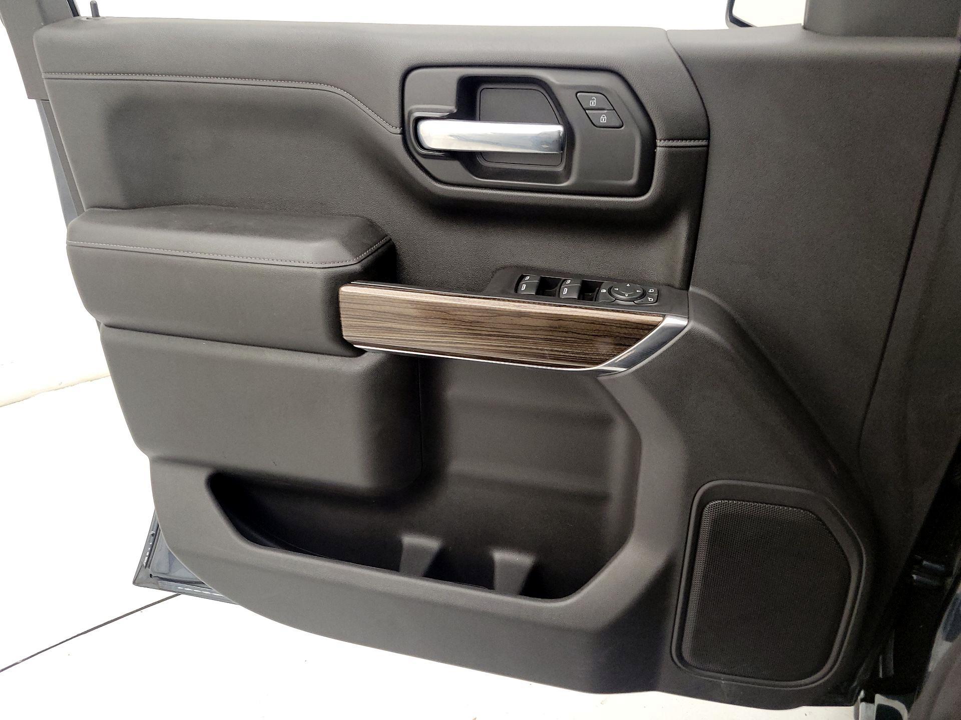 Thumbnail: 2021 Chevrolet Silverado 1500 - 12