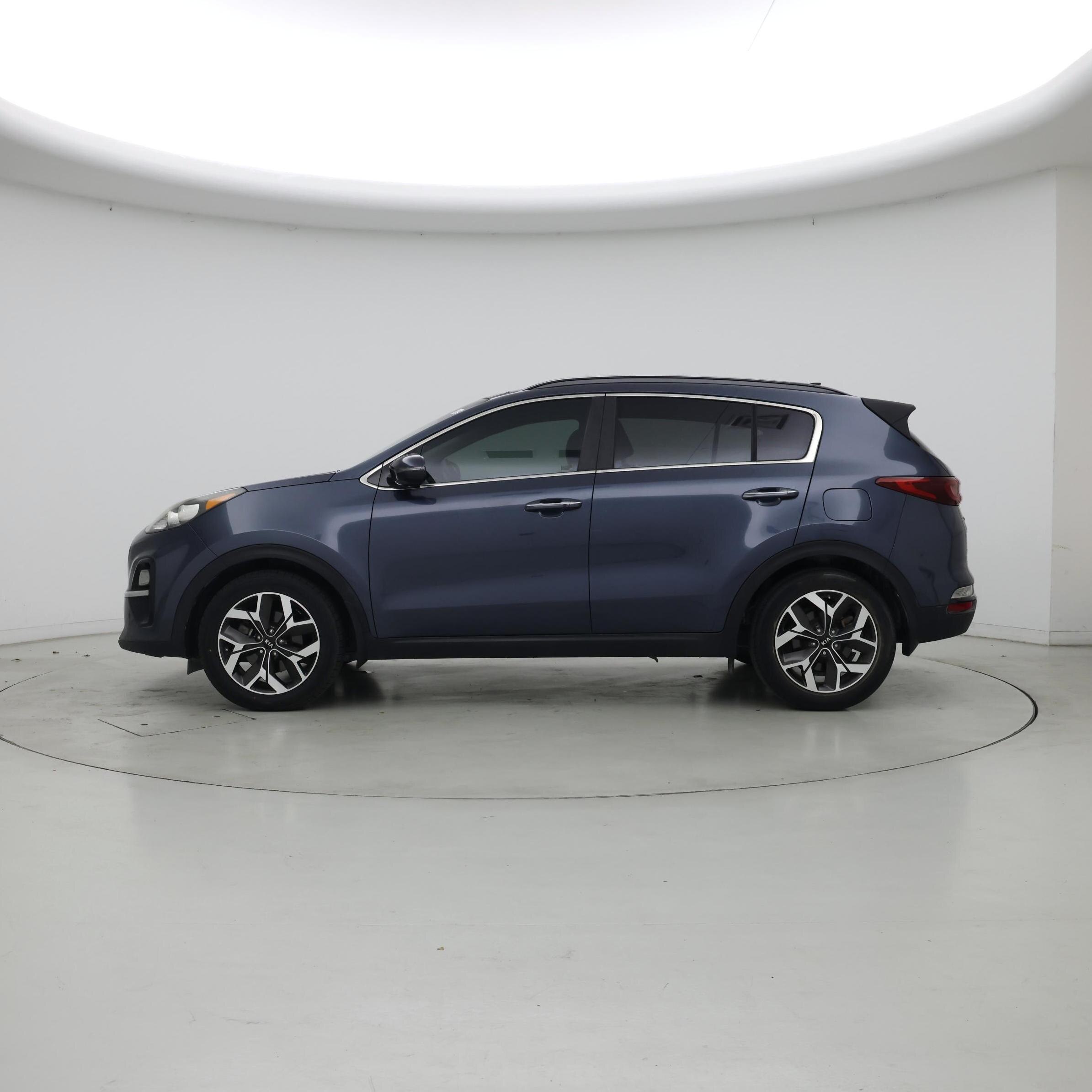 Thumbnail: 2022 Kia Sportage - 3