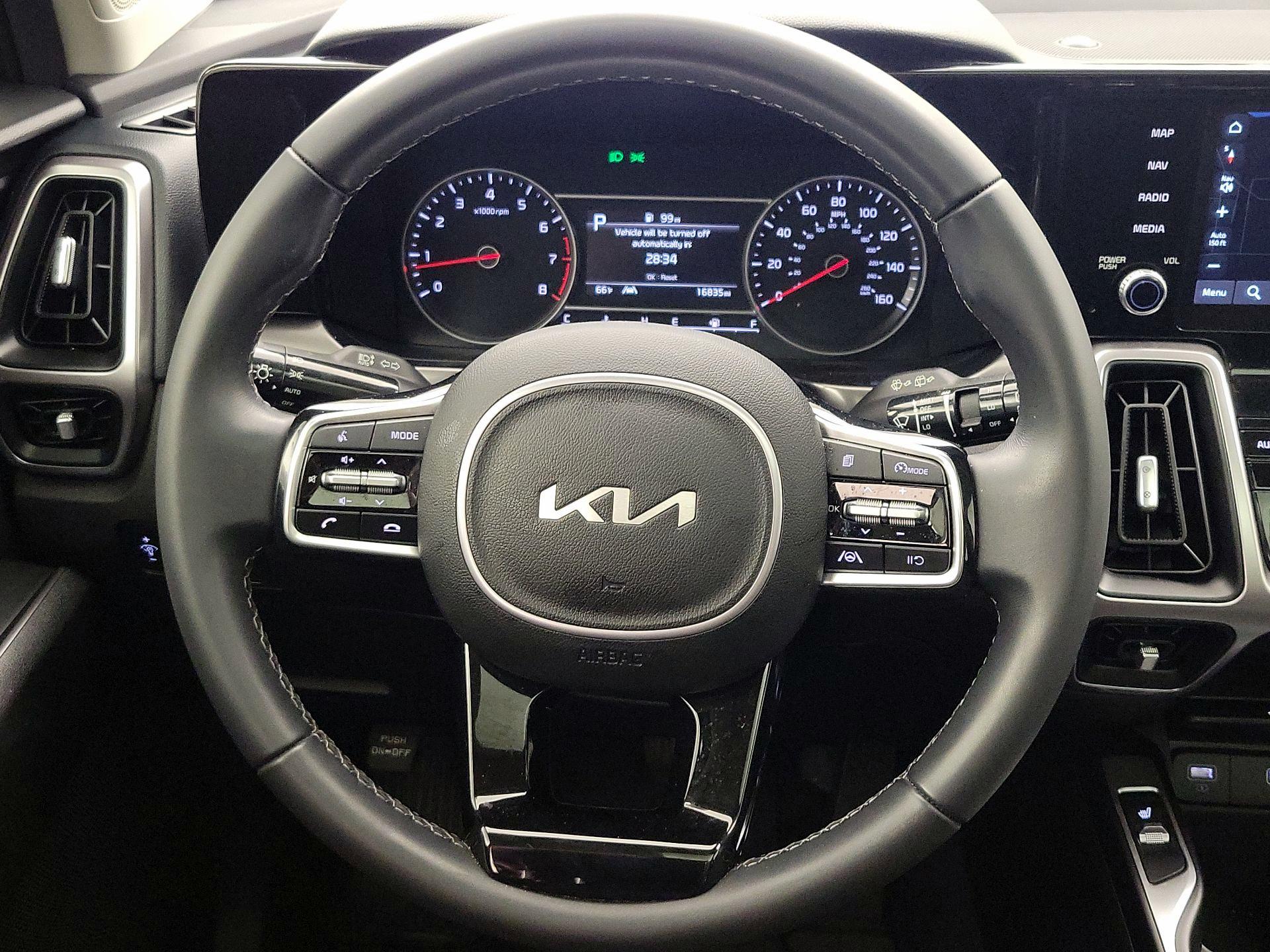 Thumbnail: 2023 Kia Sorento - 10