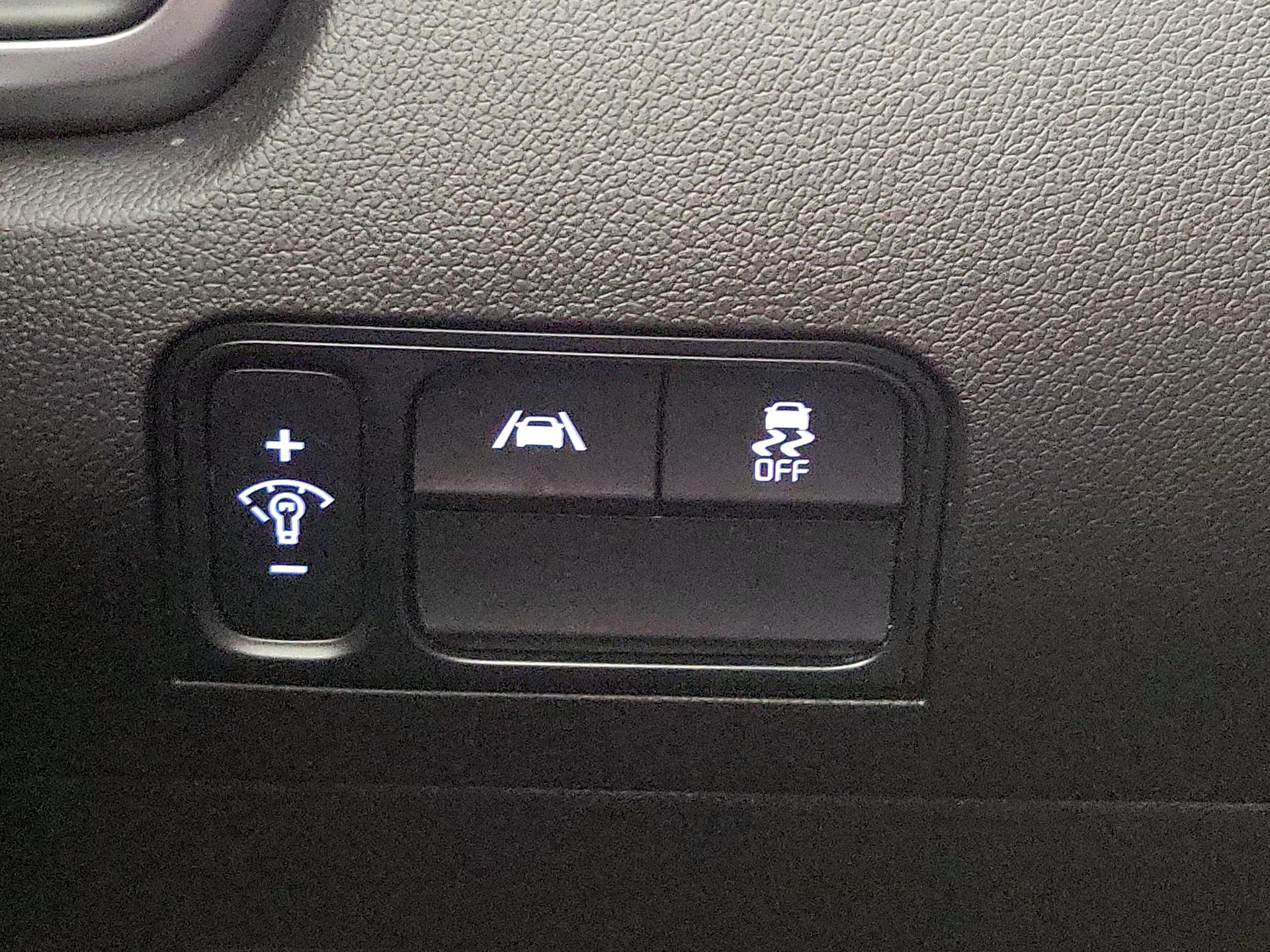 Thumbnail: 2023 Kia Sorento - 13