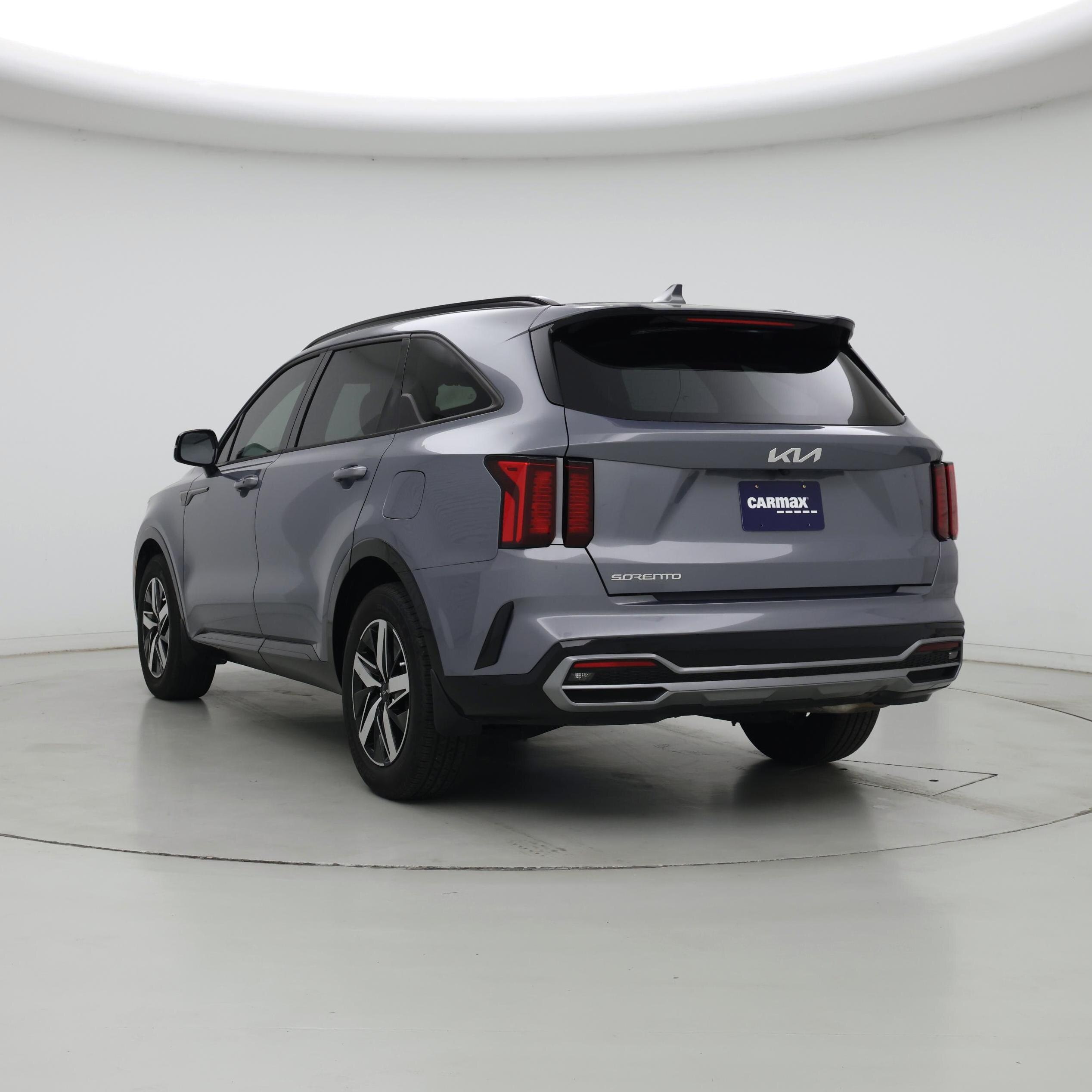 Thumbnail: 2023 Kia Sorento - 2