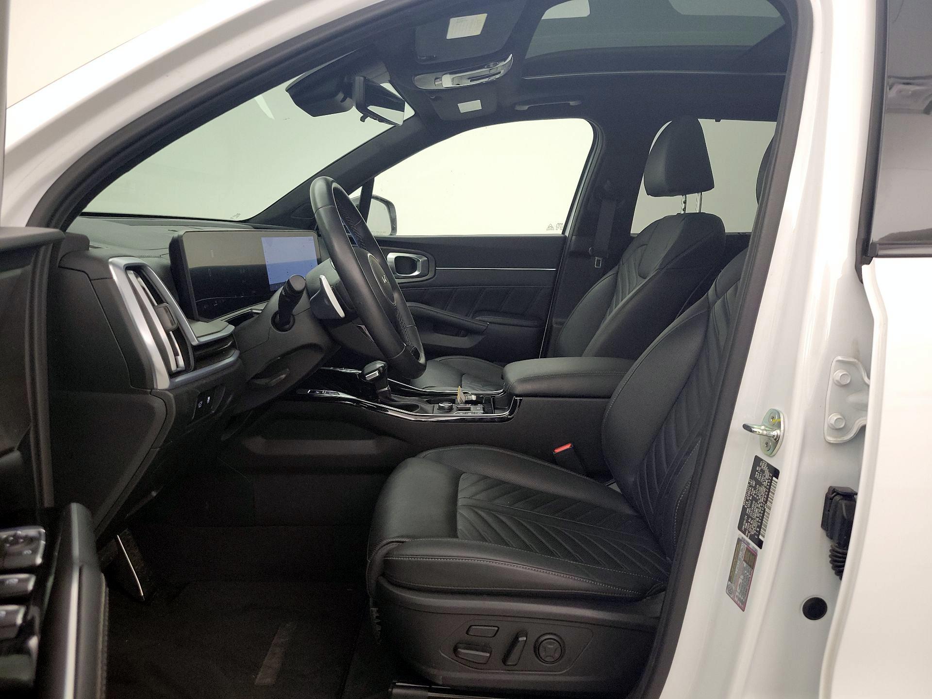 Thumbnail: 2024 Kia Sorento - 11