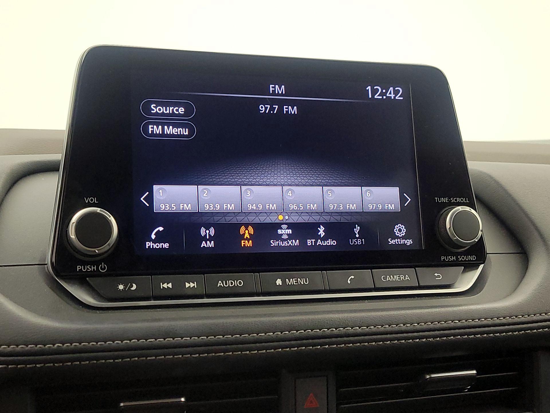 Thumbnail: 2023 Nissan Rogue - 15