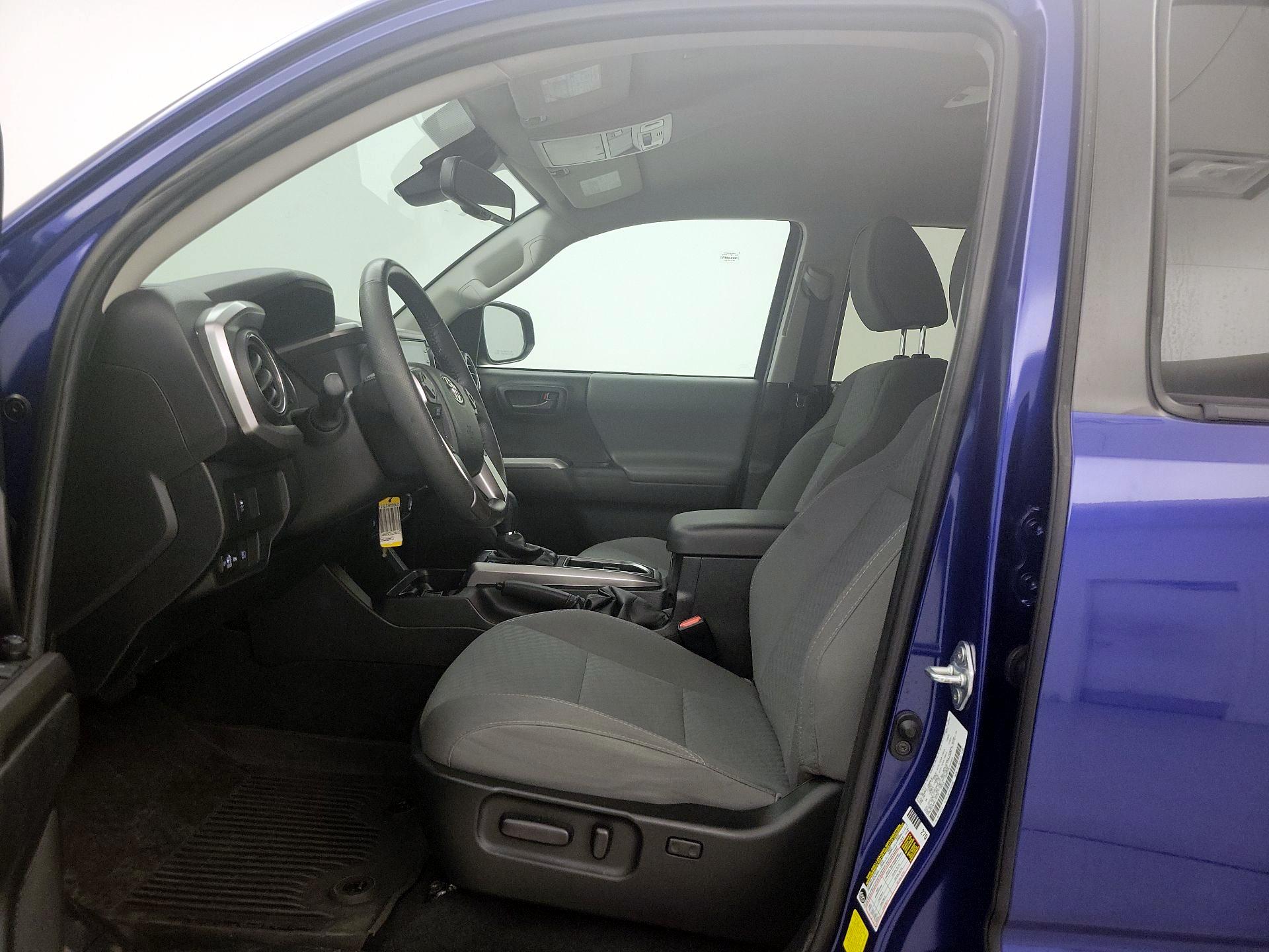 Thumbnail: 2022 Toyota Tacoma - 11