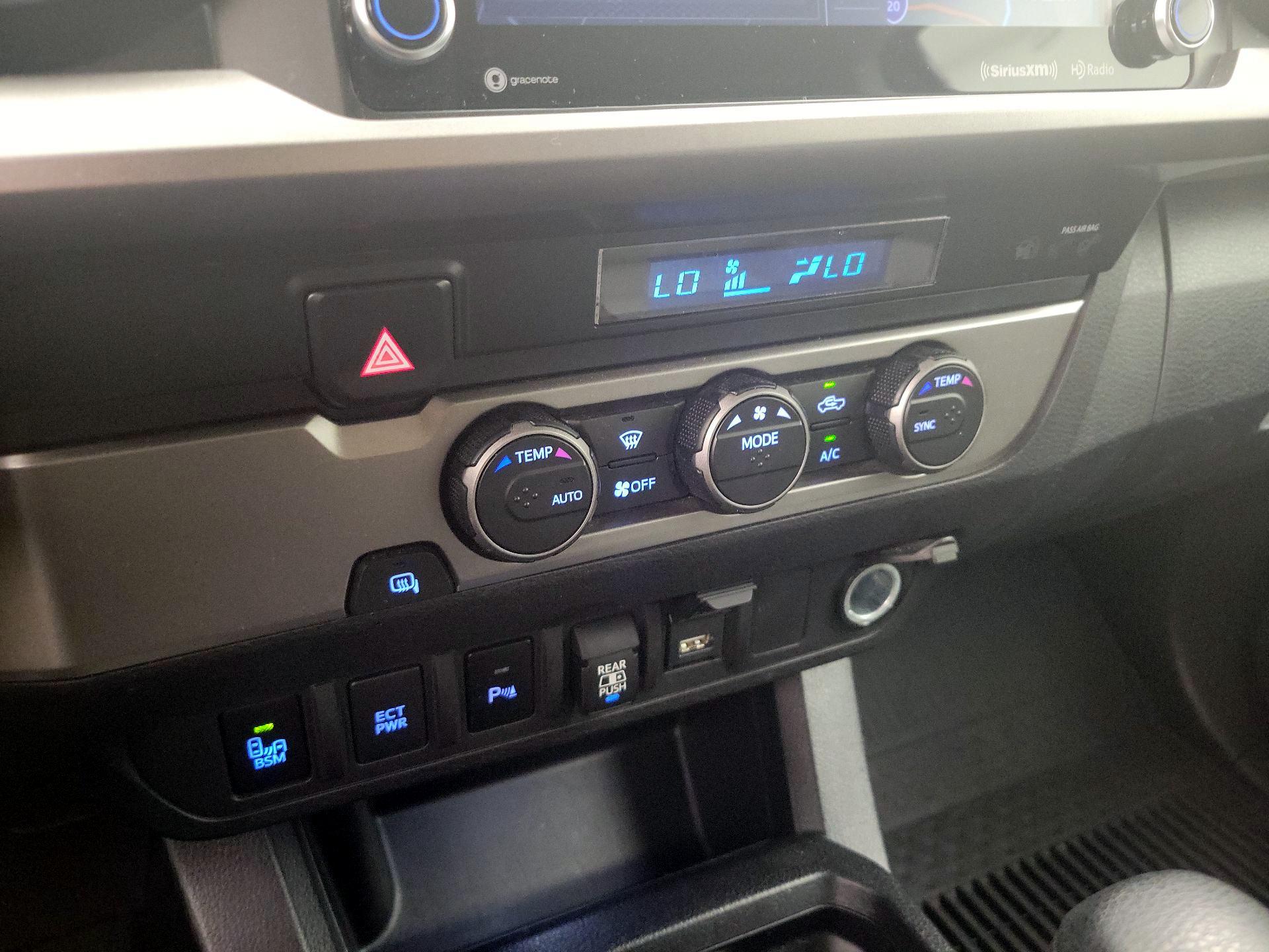 Thumbnail: 2022 Toyota Tacoma - 17