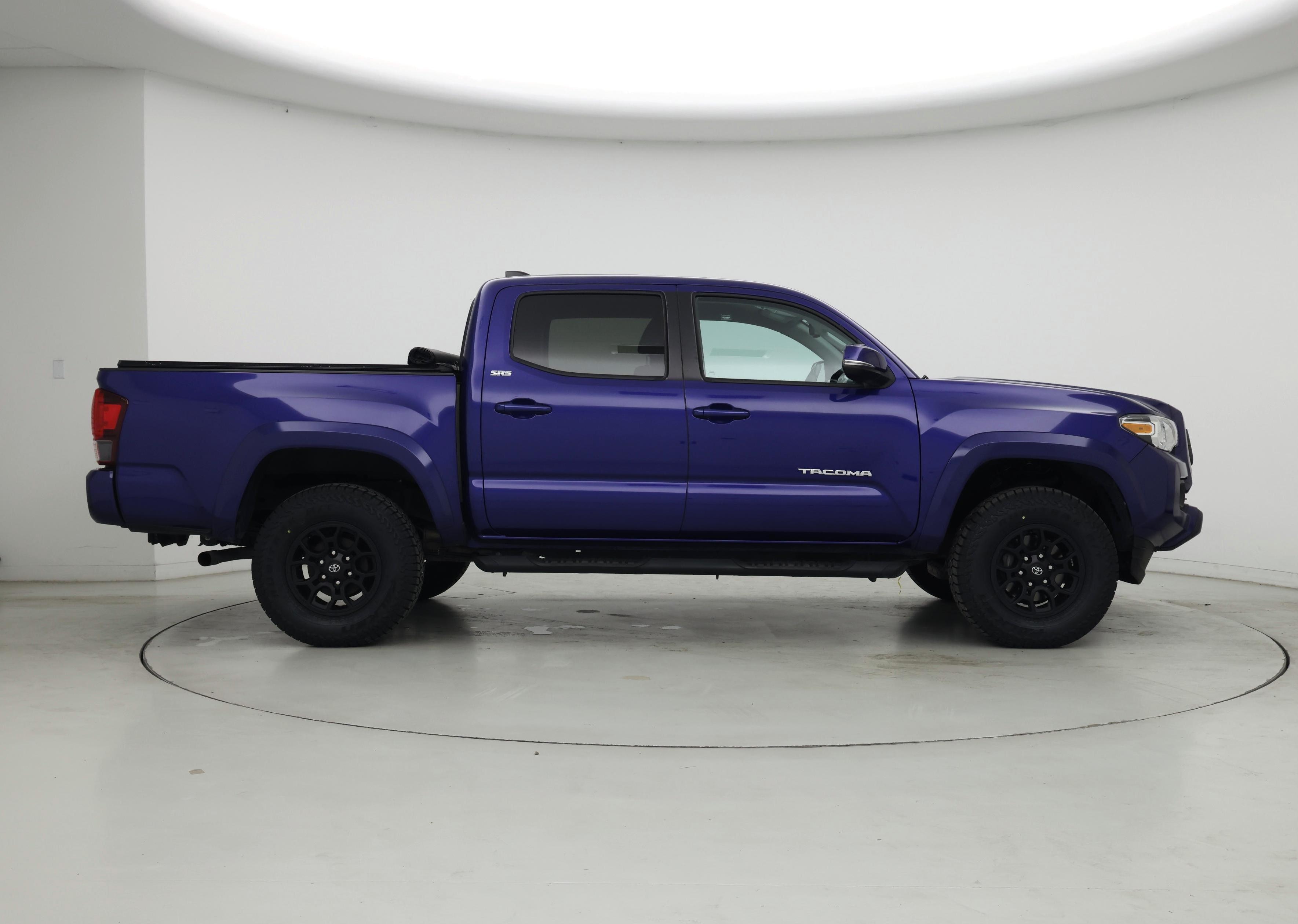Thumbnail: 2022 Toyota Tacoma - 7