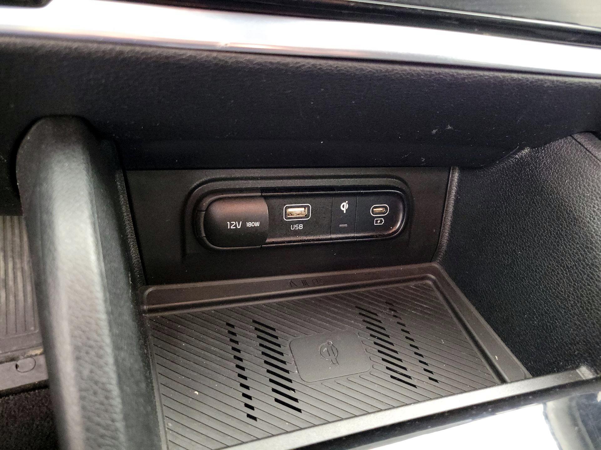 Thumbnail: 2023 Kia Sportage - 19